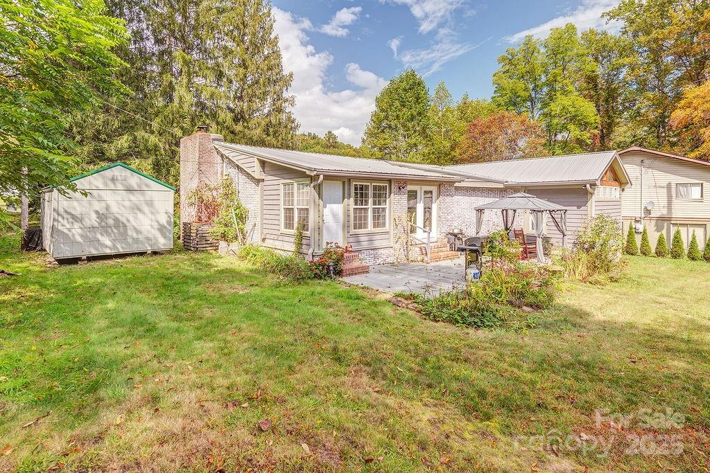 2143 Pisgah Highway