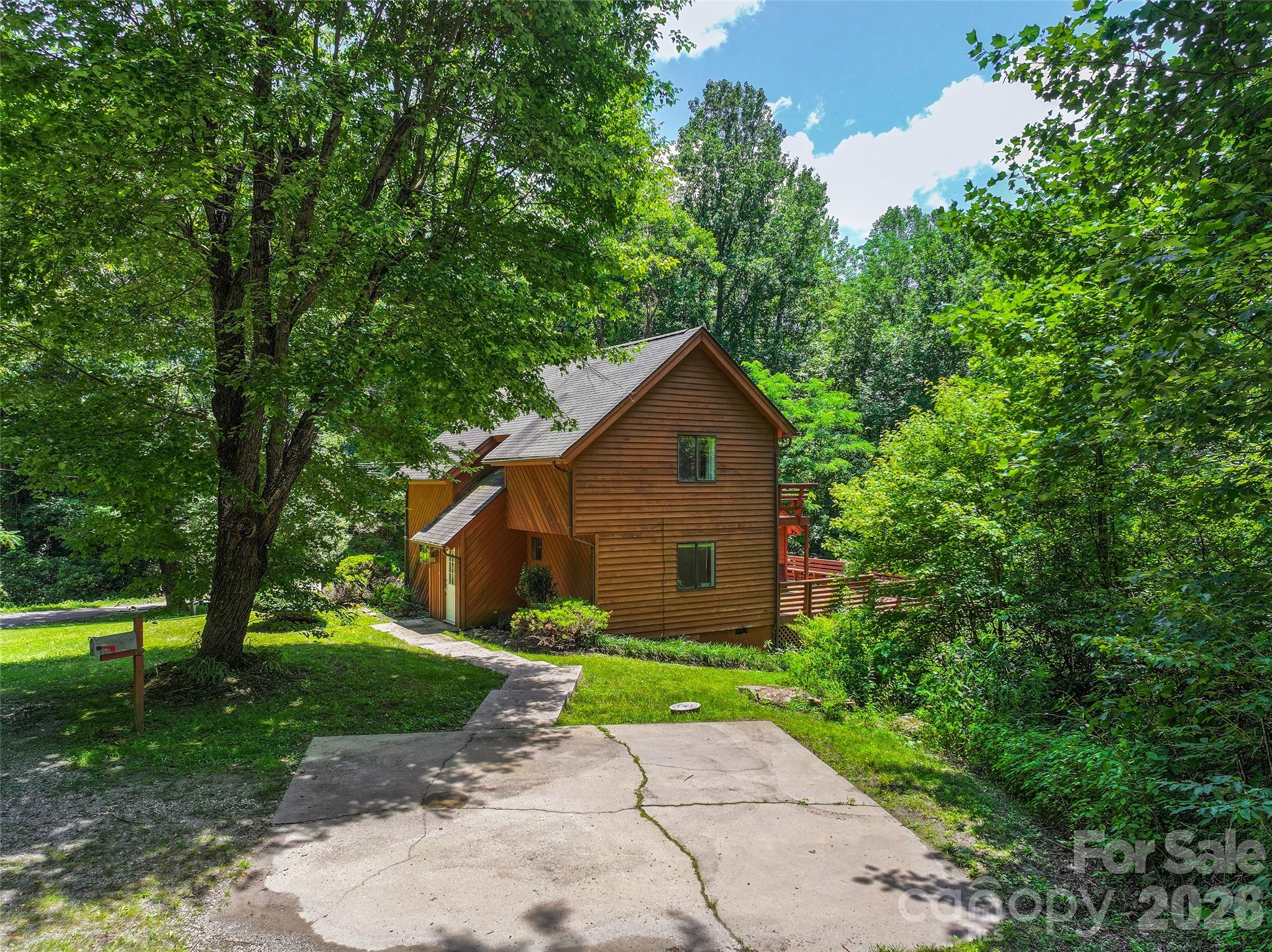 25 Little Creek Lane