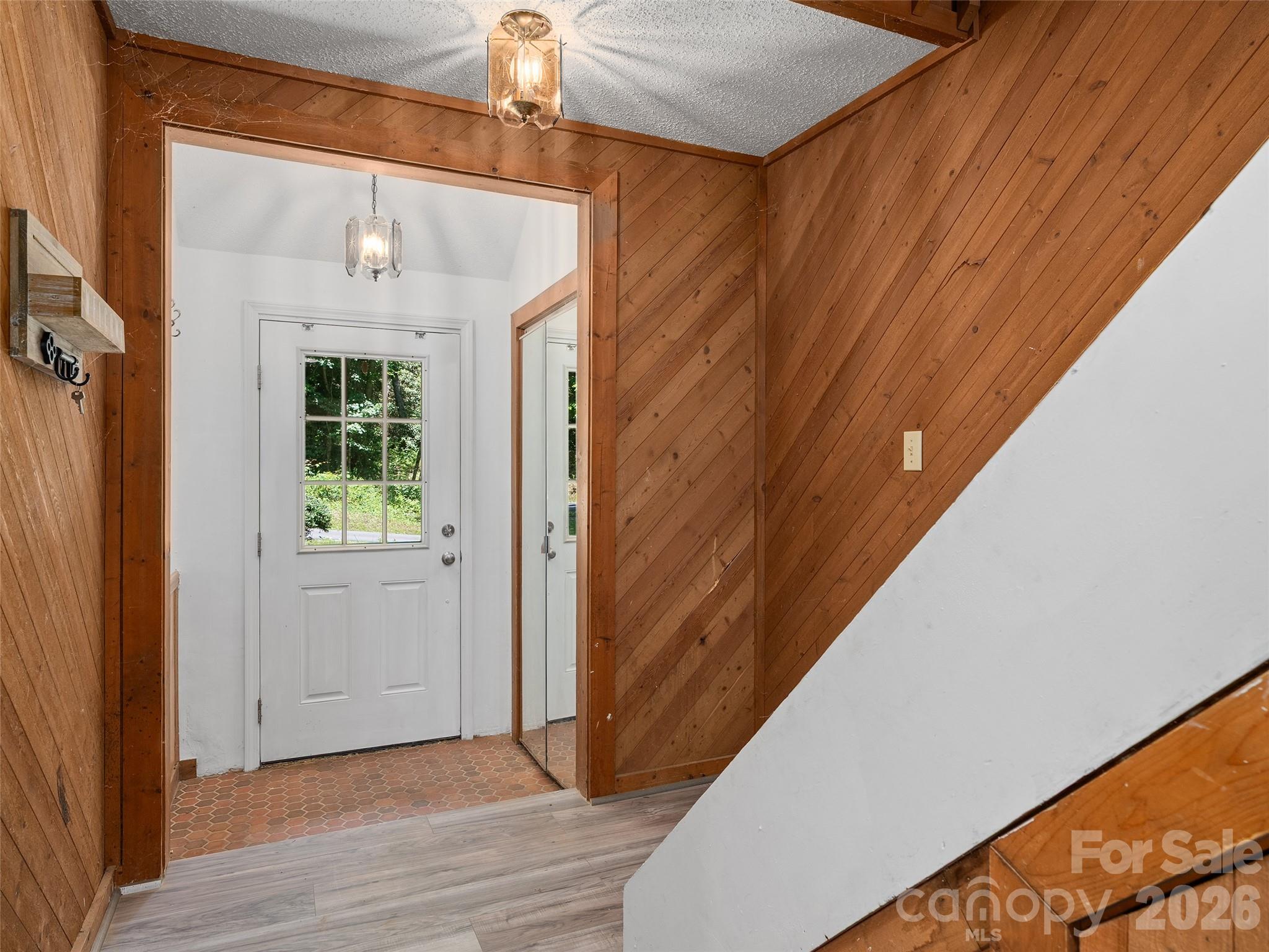 25 Little Creek Lane