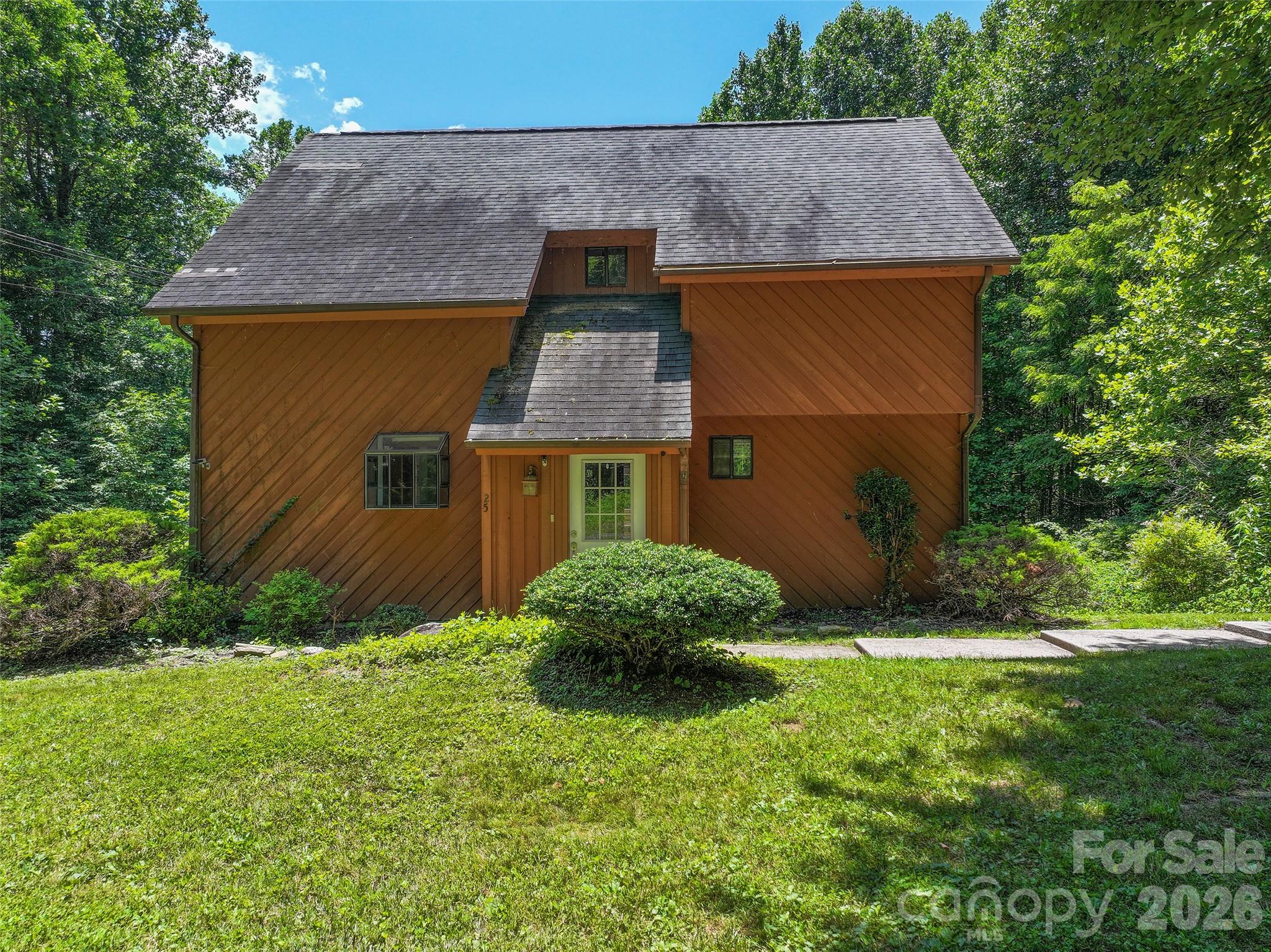 25 Little Creek Lane