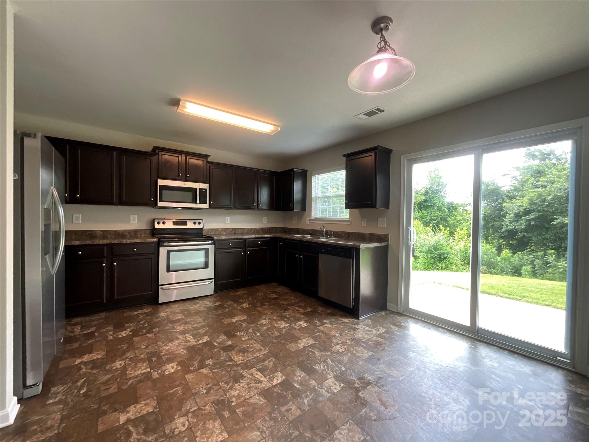 Crowders View - Residential Lease