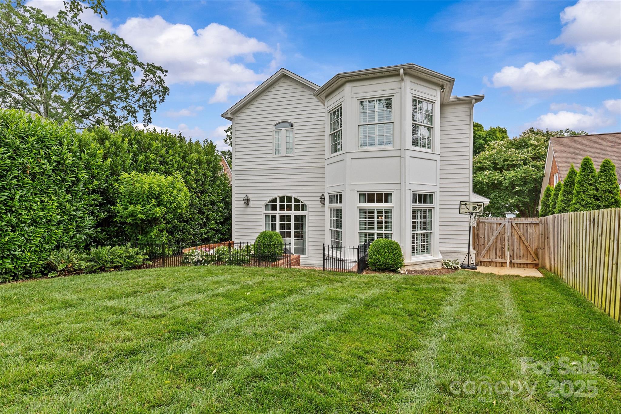 Myers Park - Residential