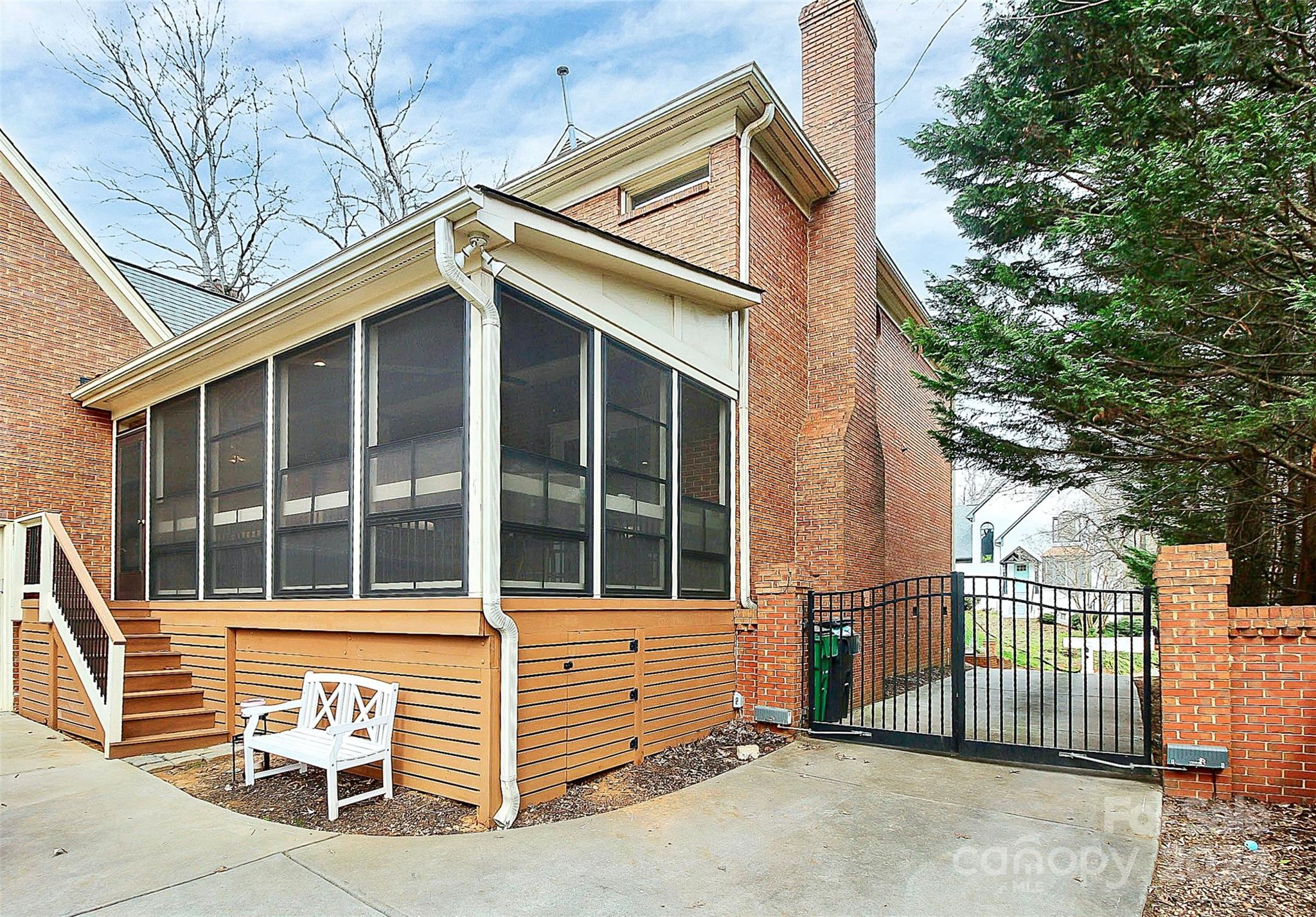 Sharon Estates - Residential