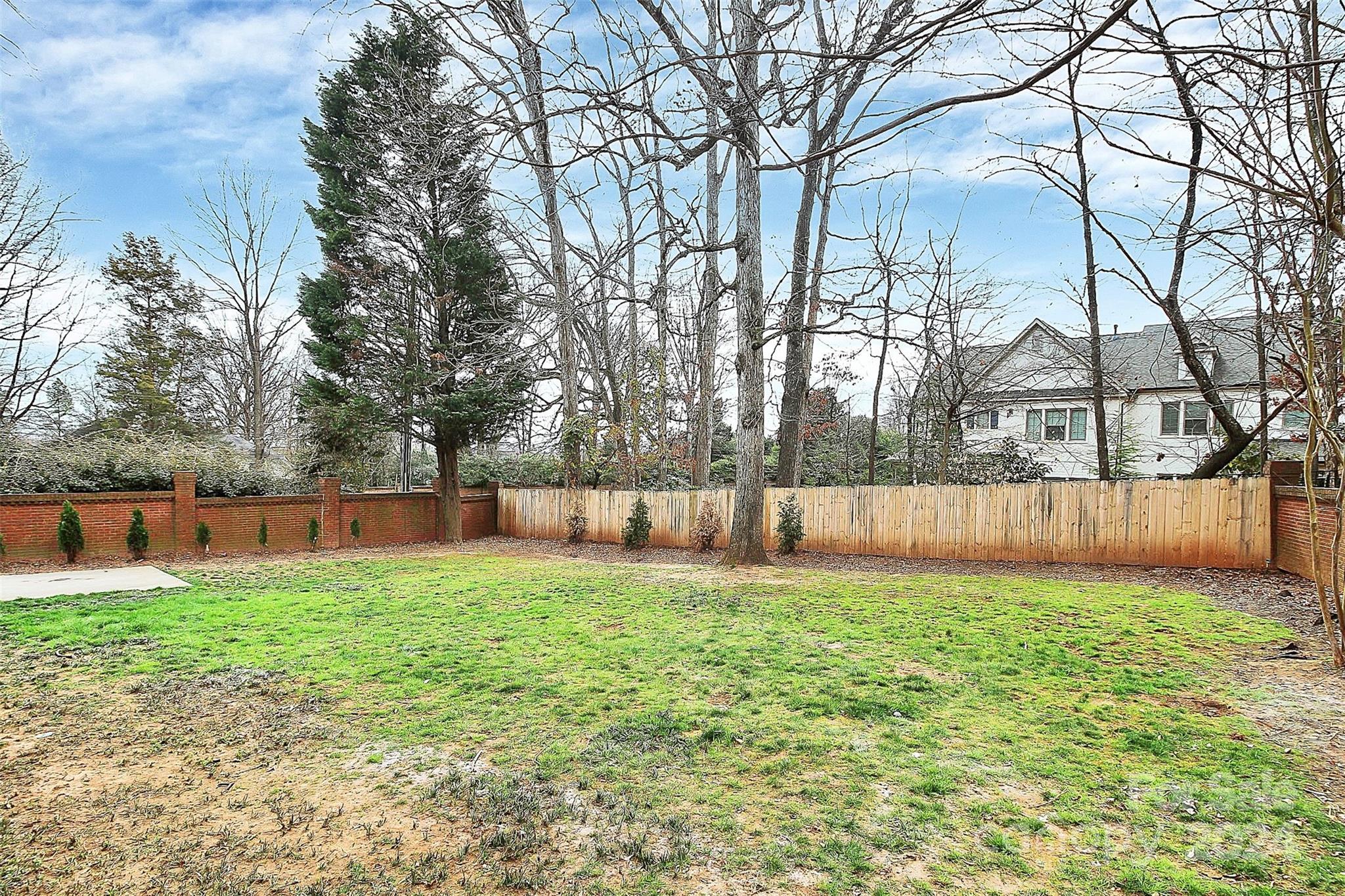 Sharon Estates - Residential