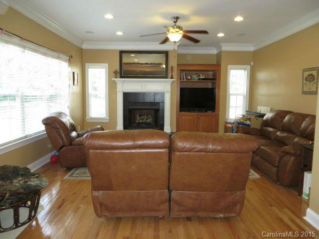 Mill Creek Falls - Residential Lease