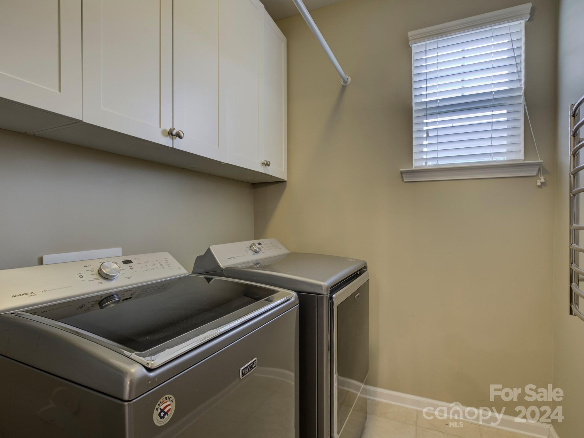 The Retreat At Rayfield - Residential