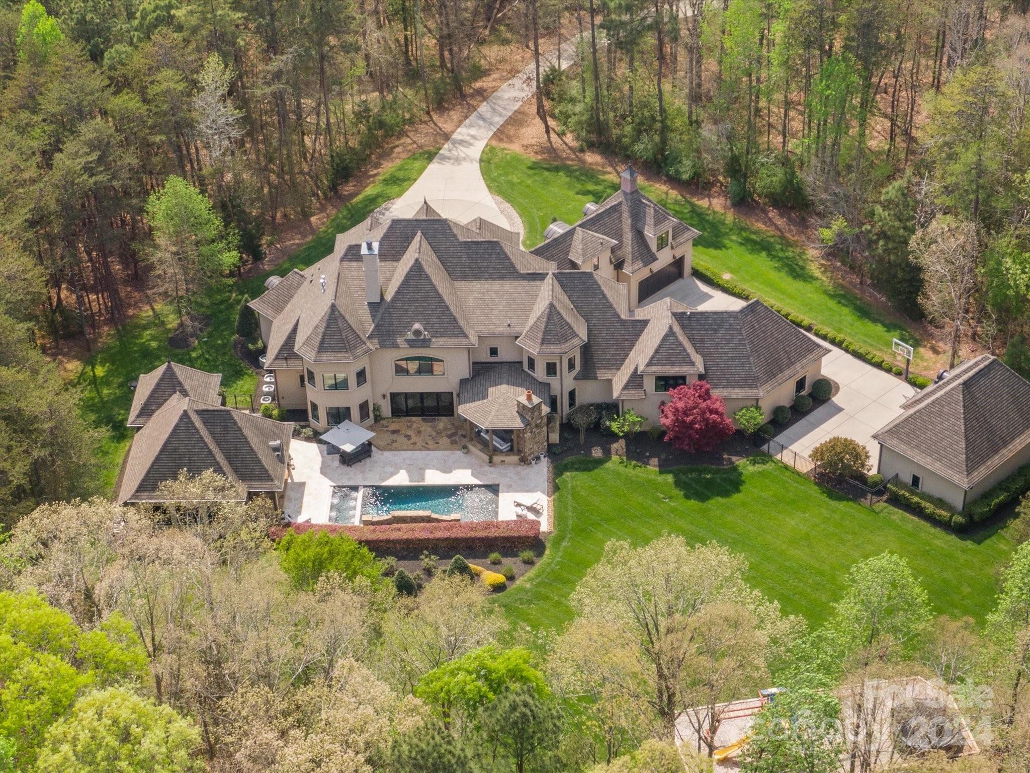 9044 Island Point Road
