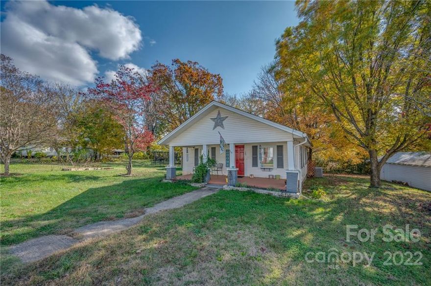 This cozy bungalow is perfect for a starter, retirement, or forever home. Both buildings have power ran to them. The home is in a very convenient location close to downtown Forest City, the rails to trails, and quick access to Hwy 74.