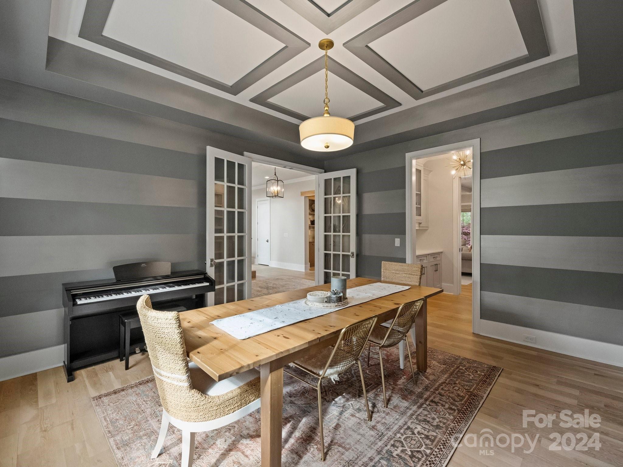 Mammoth Oaks - Residential