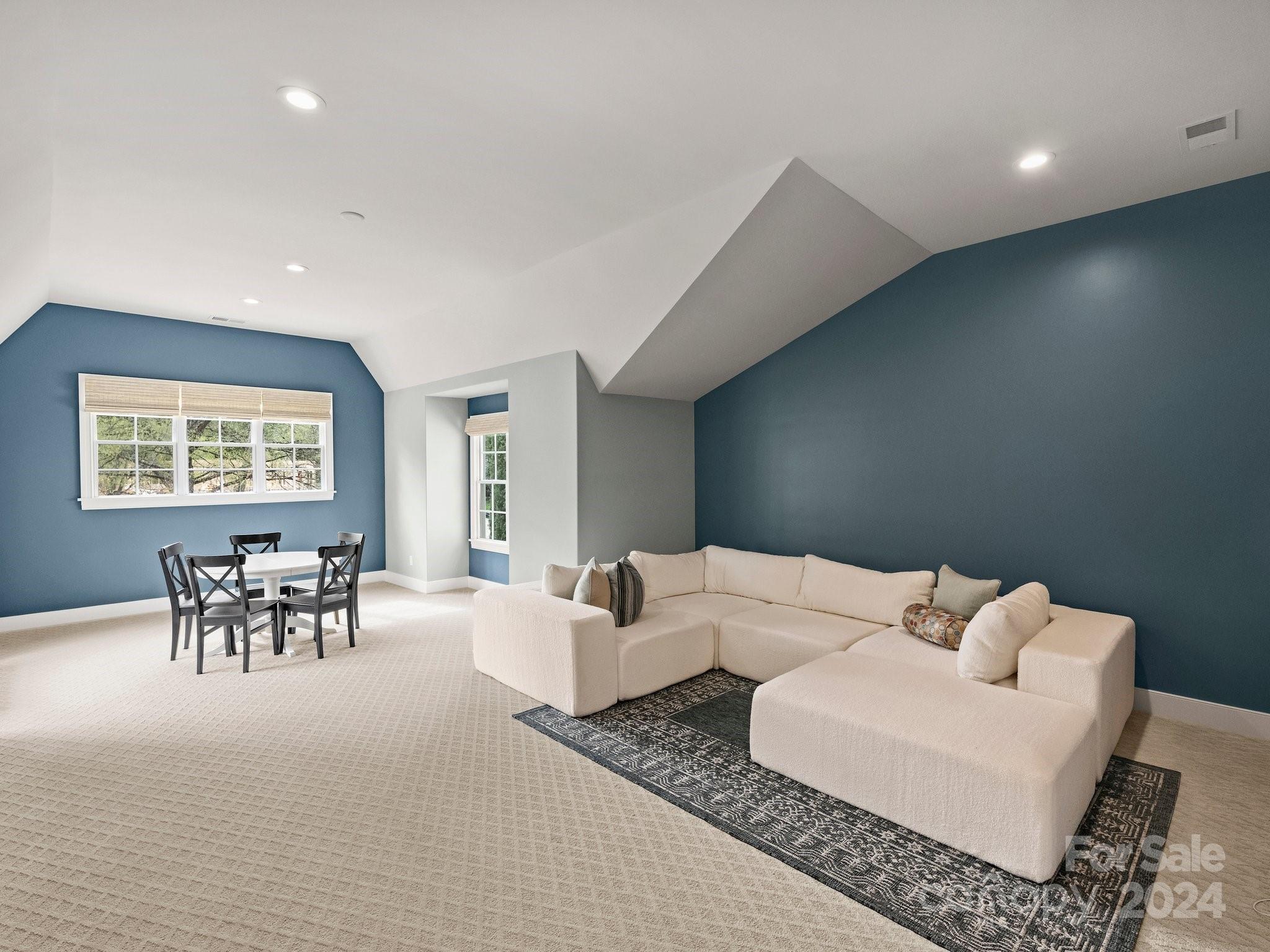 Mammoth Oaks - Residential