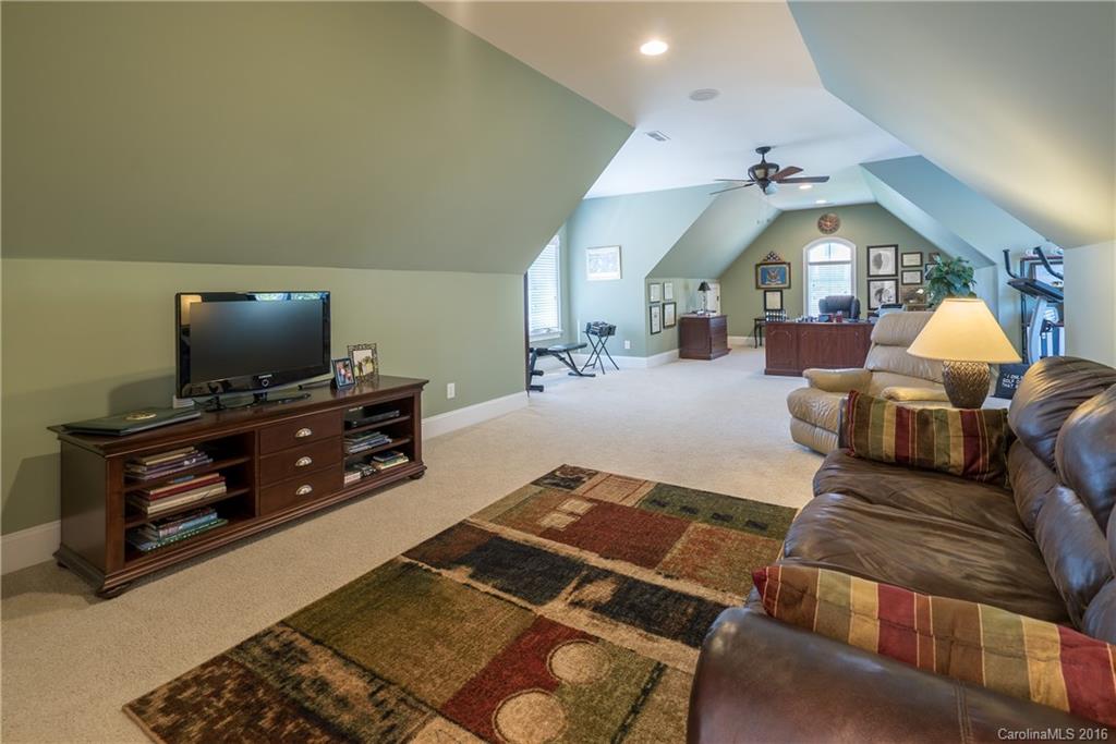 Sailview - Residential