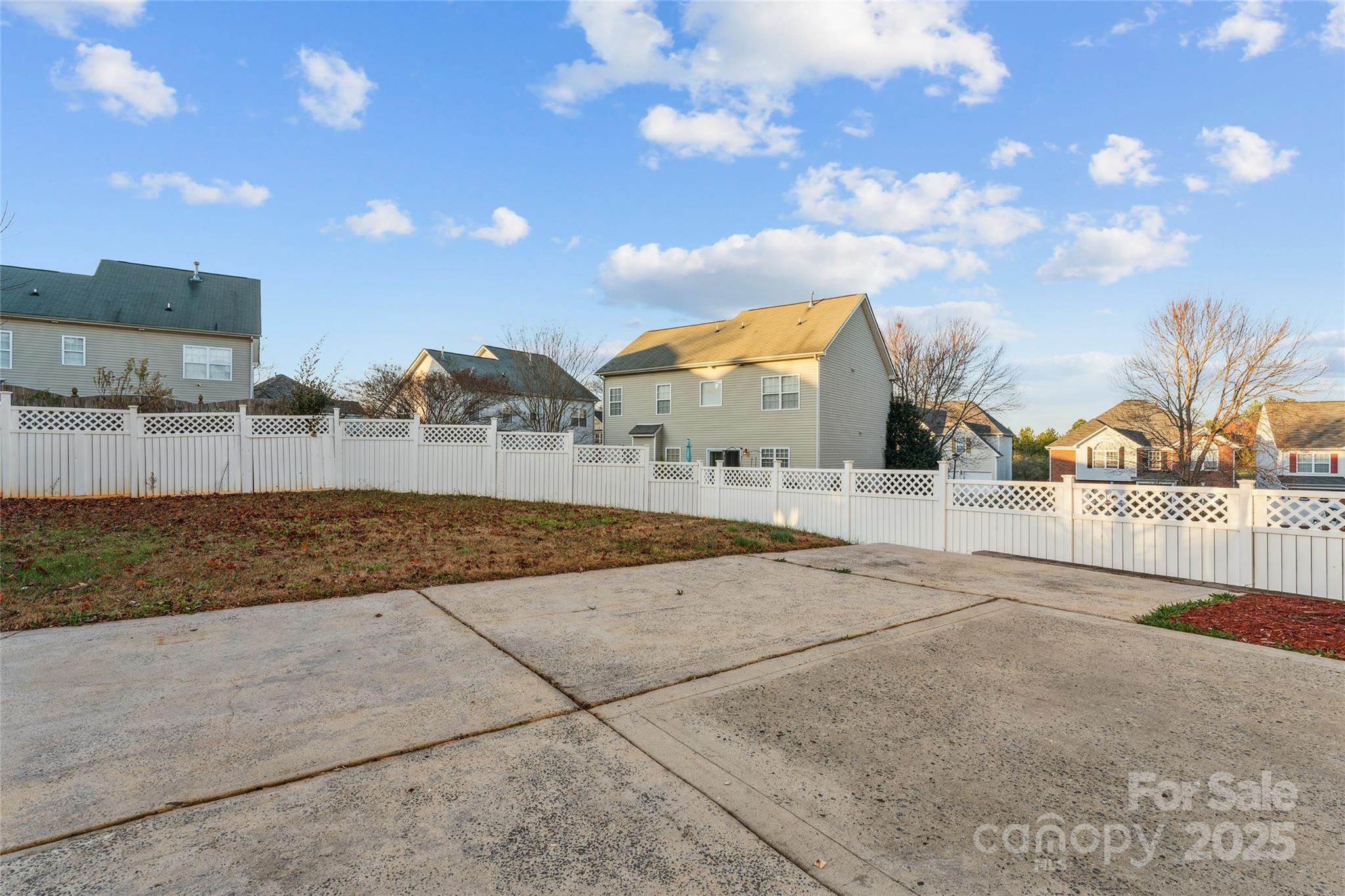 Old Stone Crossing - Residential