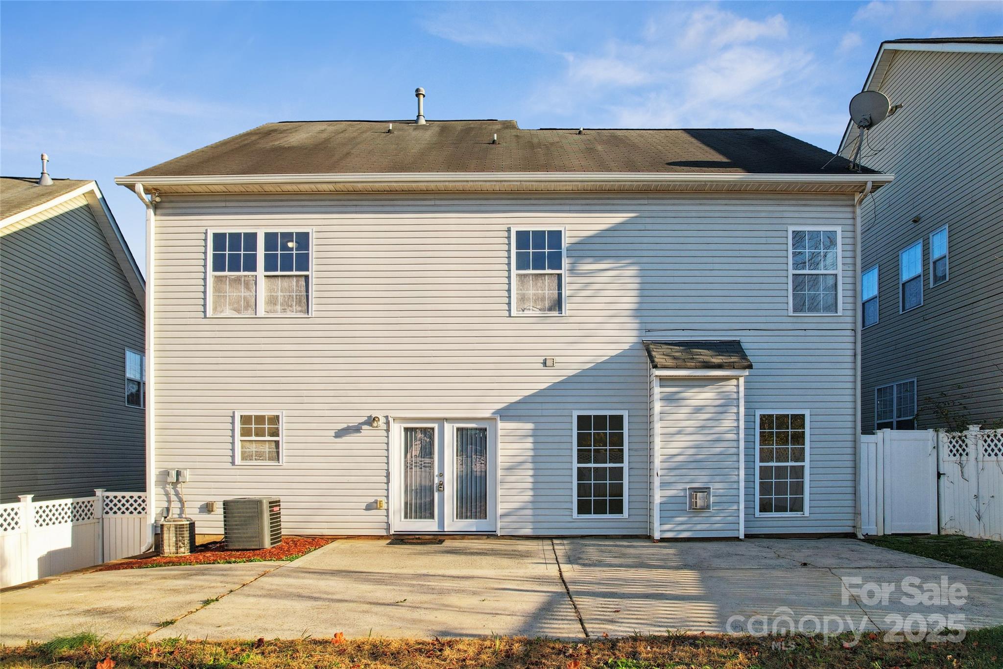 Old Stone Crossing - Residential