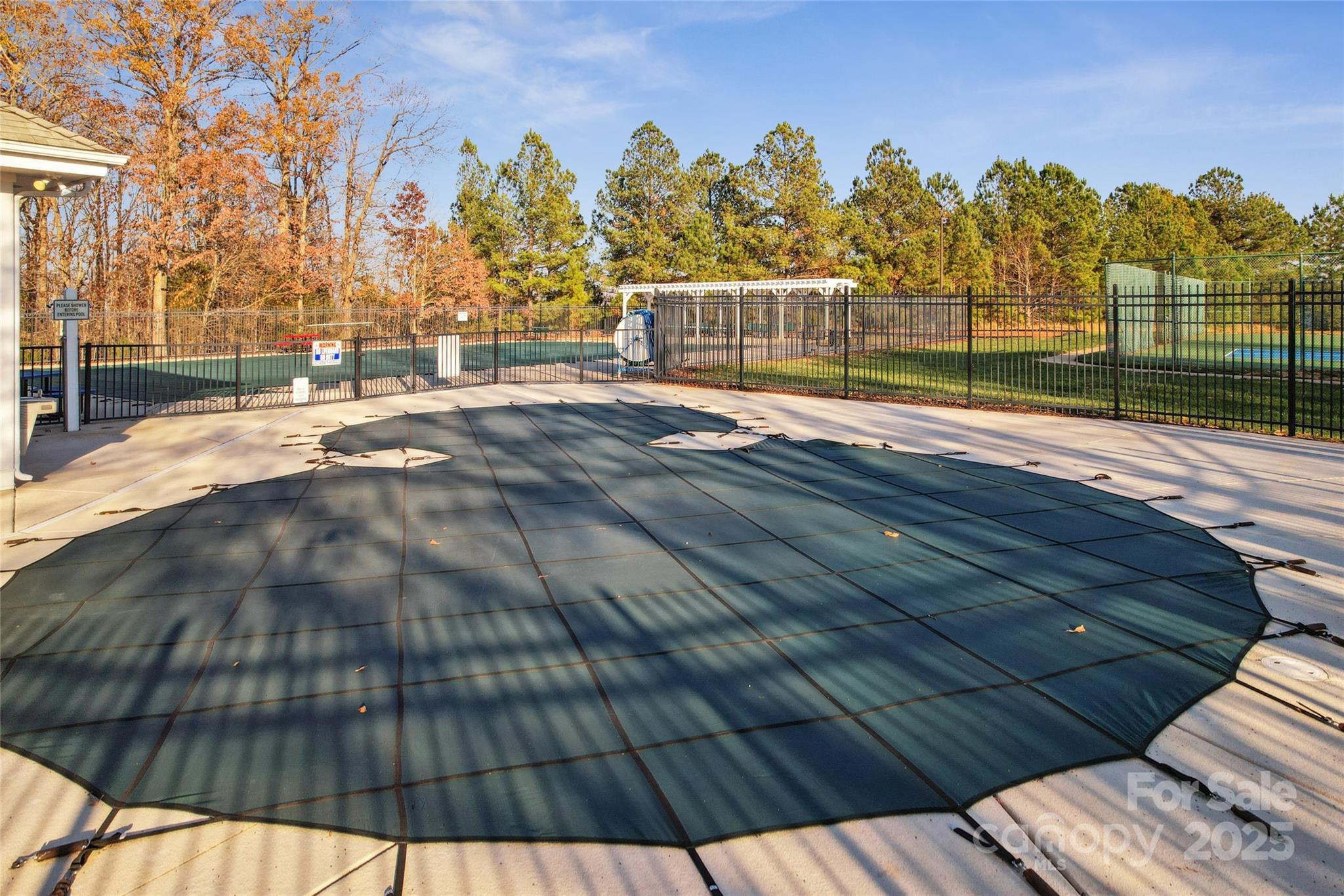 Old Stone Crossing - Residential