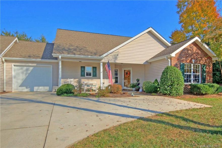 Privacy in this secluded location in The Villages at Oak Tree.  Very private views from dining area, living area, master bedroom & heated/cooled sunroom.  Interior is great “B” floor plan with galley kitchen overlooking living room with gas fireplace, niche shelf.  Main level master suite with walk-in closet &  1 guest bed w/ full bath. Upstairs is bedroom/bonus with full bath. Add'l parking pad for extra vehicles. Wonderful community center with social director.