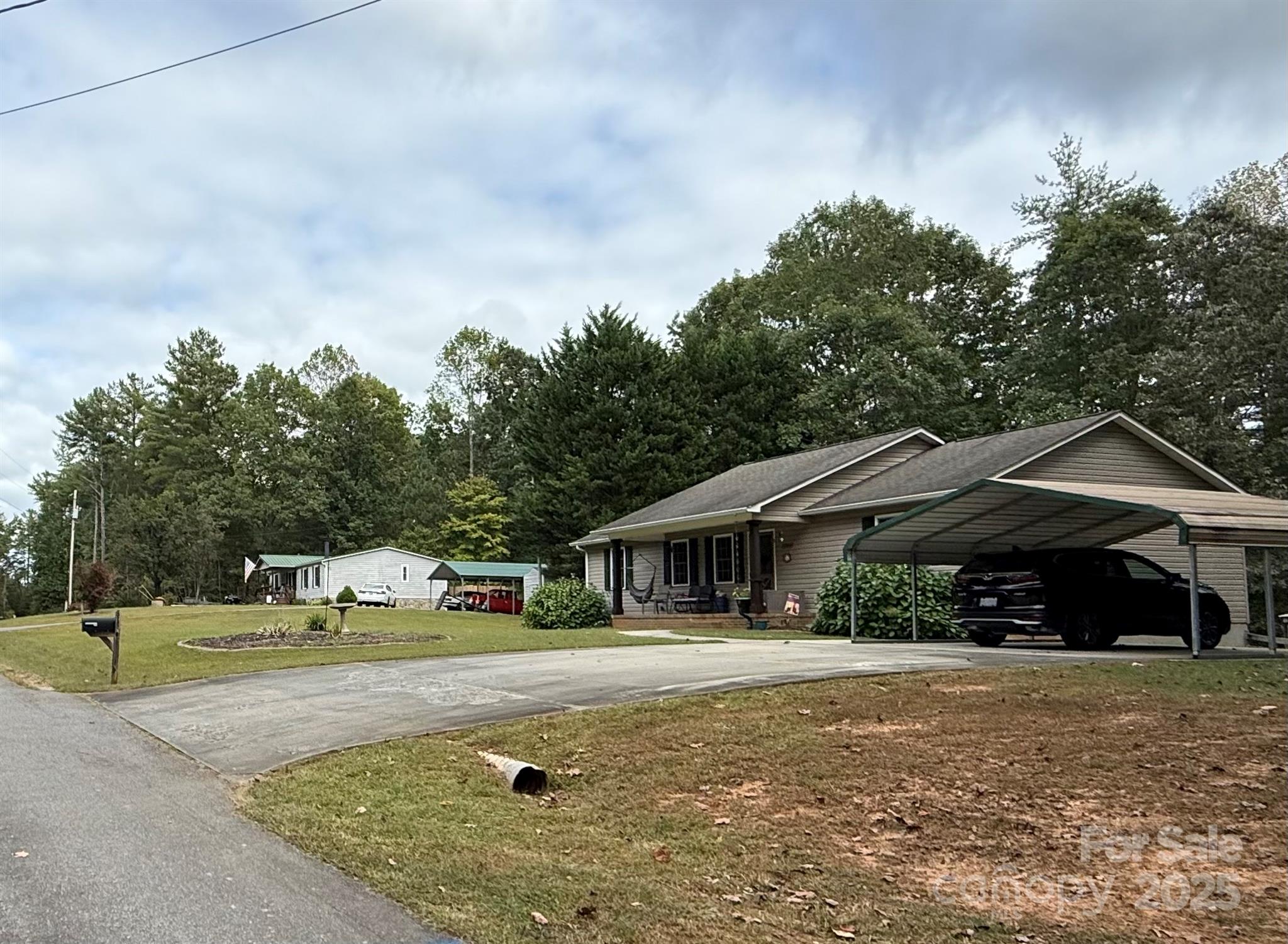 2765 Hollybrook Lane