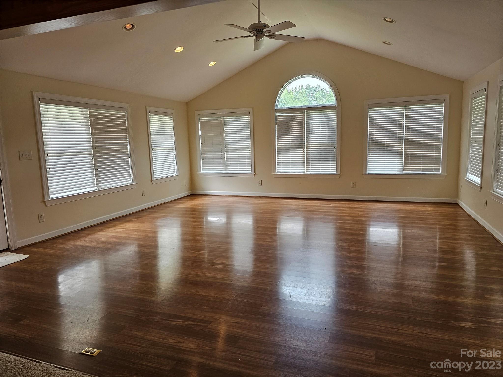 Colonial Heights - Residential