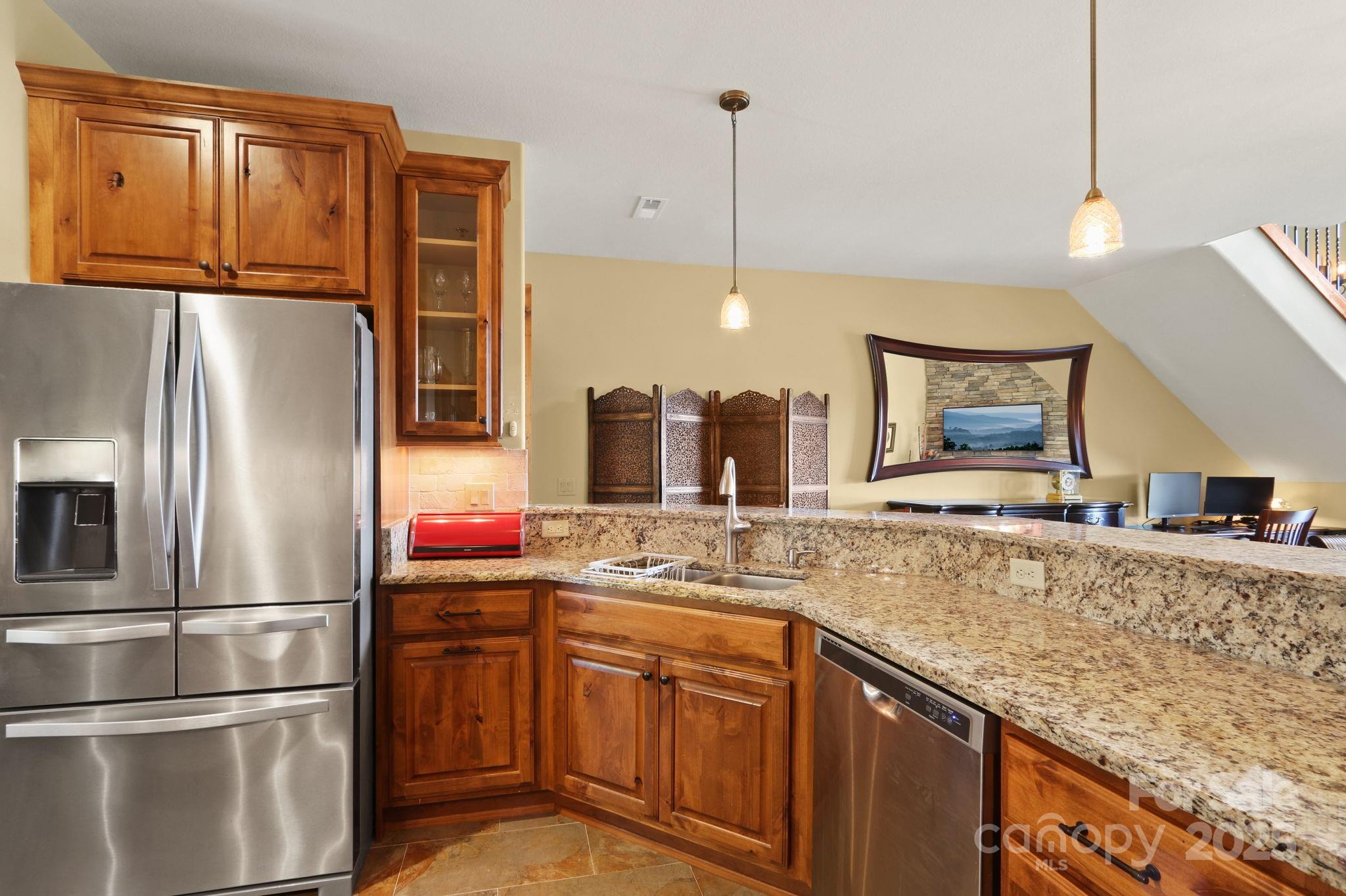 552 Penny Lane 2B