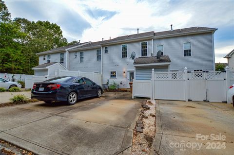 A home in Waxhaw