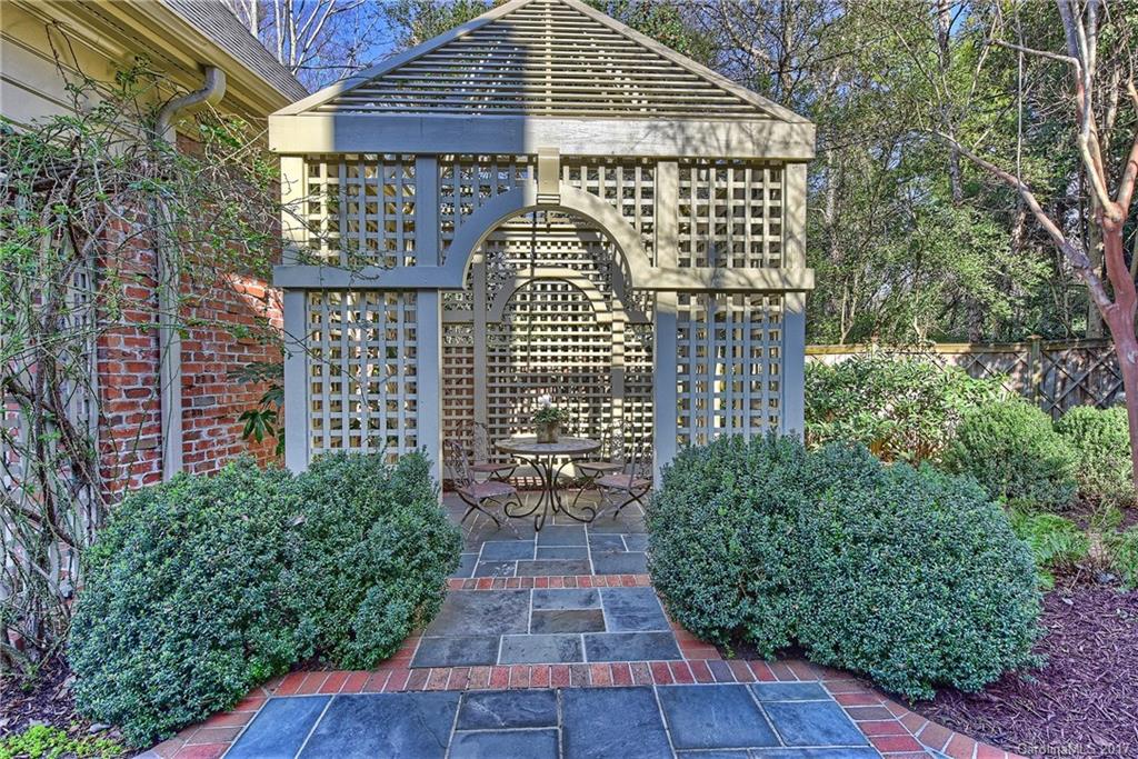 Myers Park - Residential