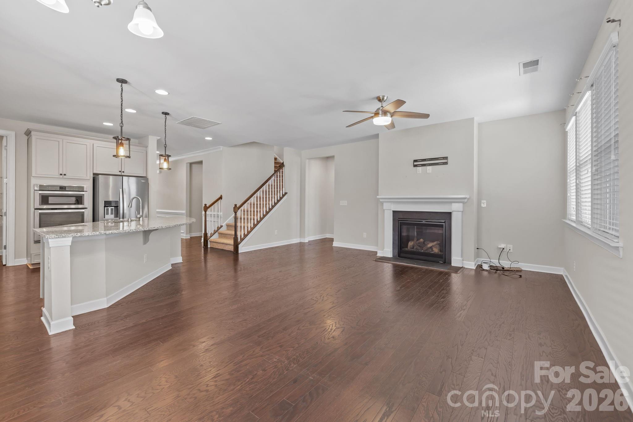 Kings Grove - Residential