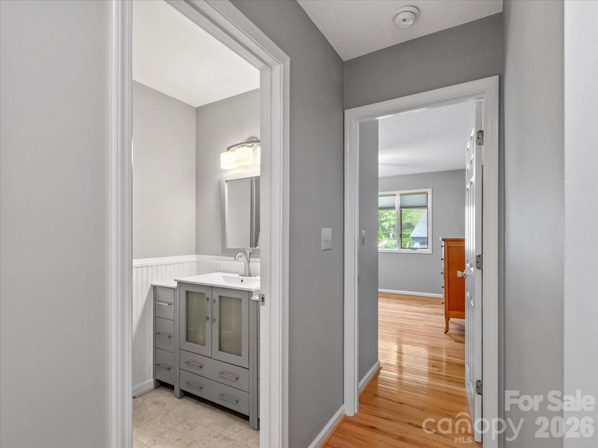 Seven Pines - Residential