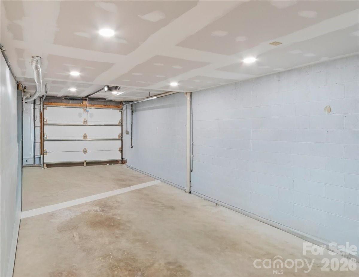 Seven Pines - Residential