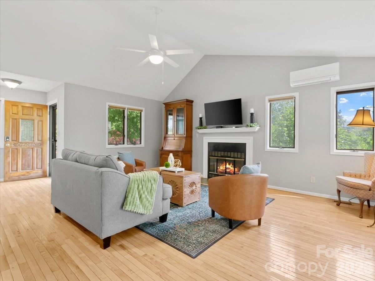 Seven Pines - Residential