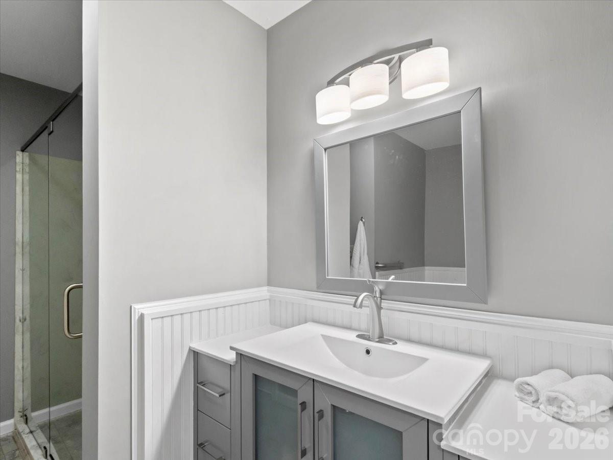 Seven Pines - Residential