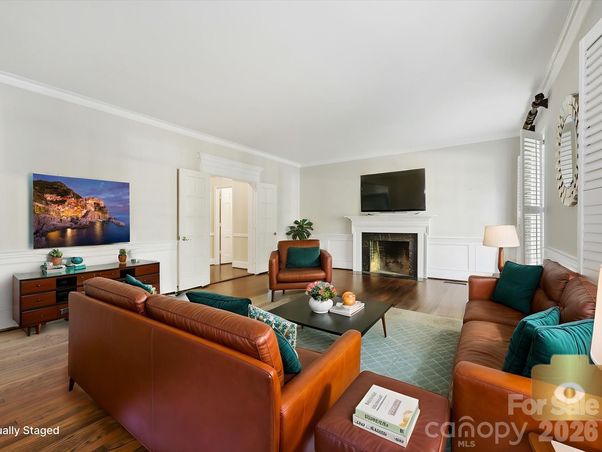 2035 Pinewood Circle