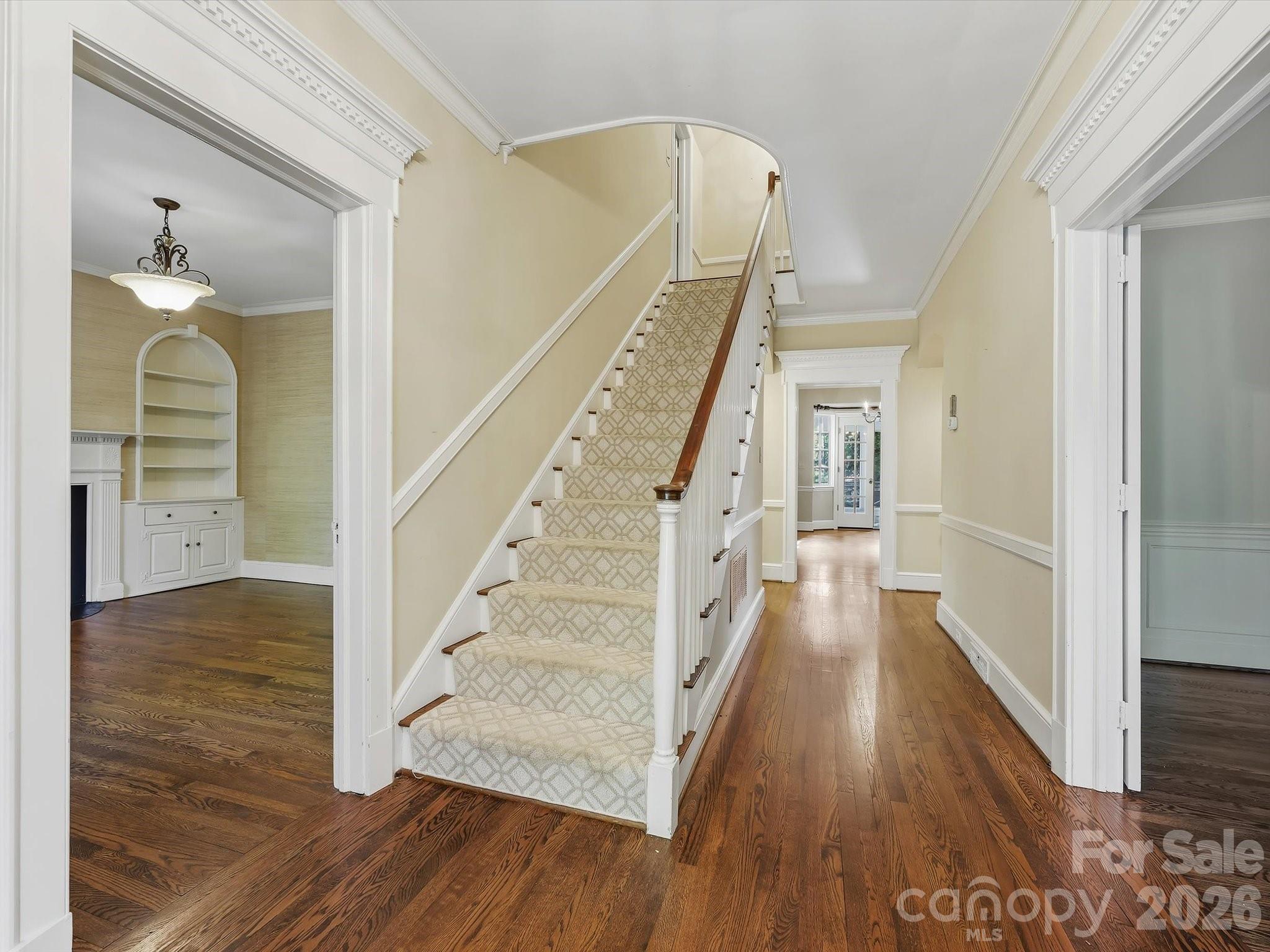 2035 Pinewood Circle