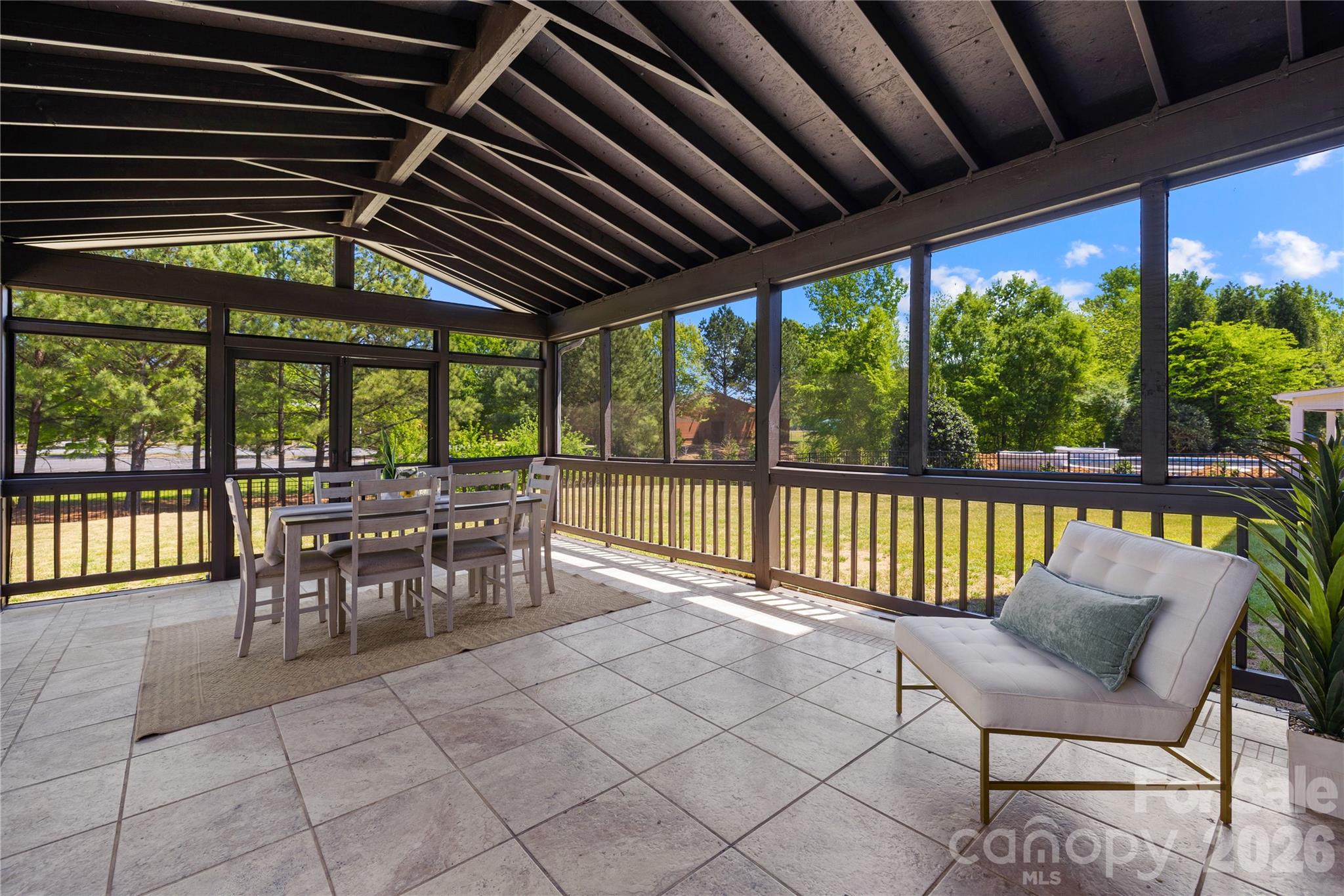 The Chimneys of Marvin - Residential