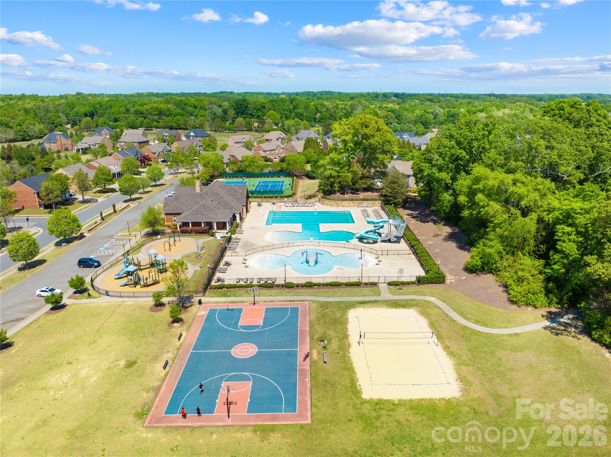 The Chimneys of Marvin - Residential