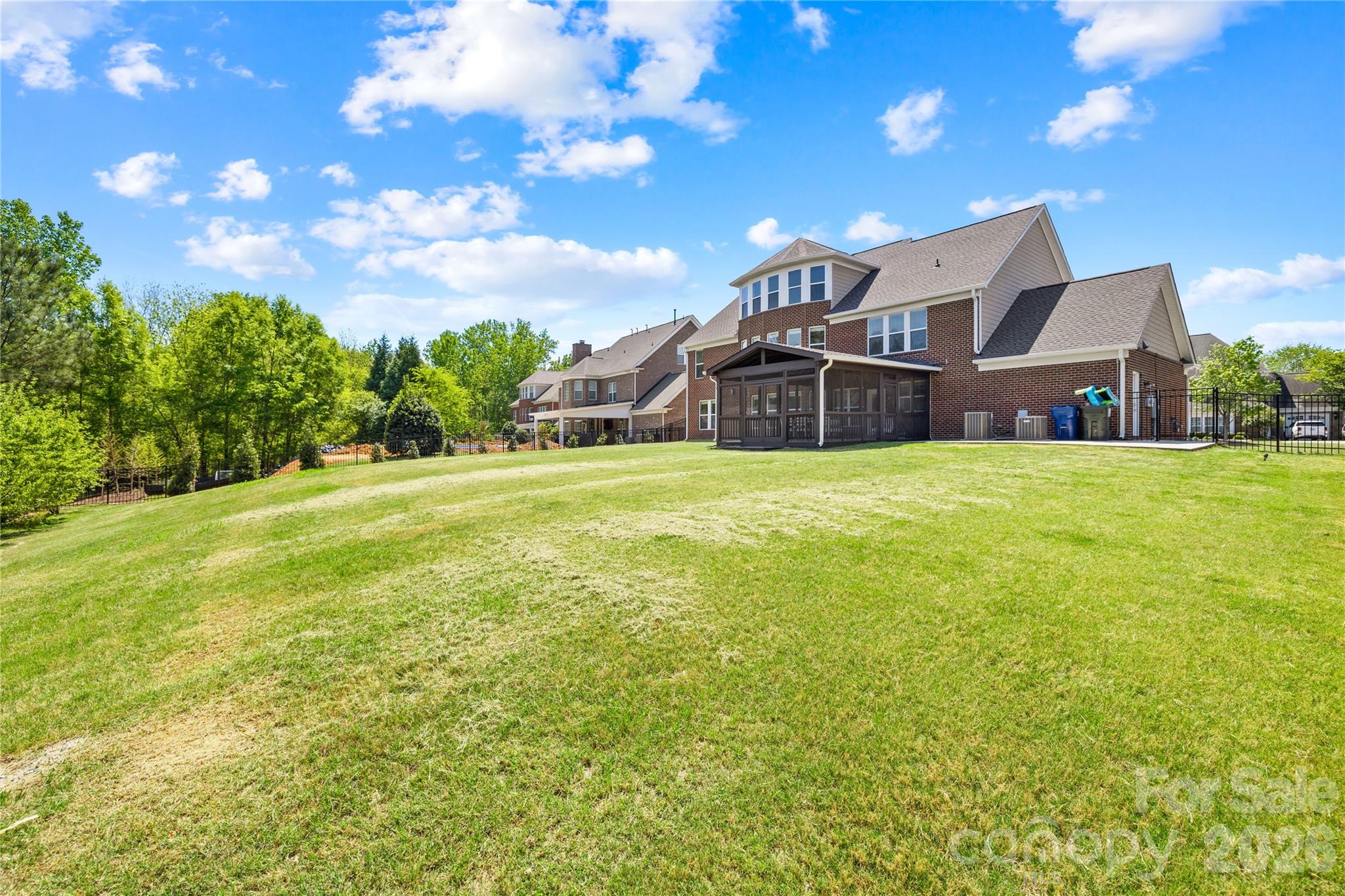 The Chimneys of Marvin - Residential