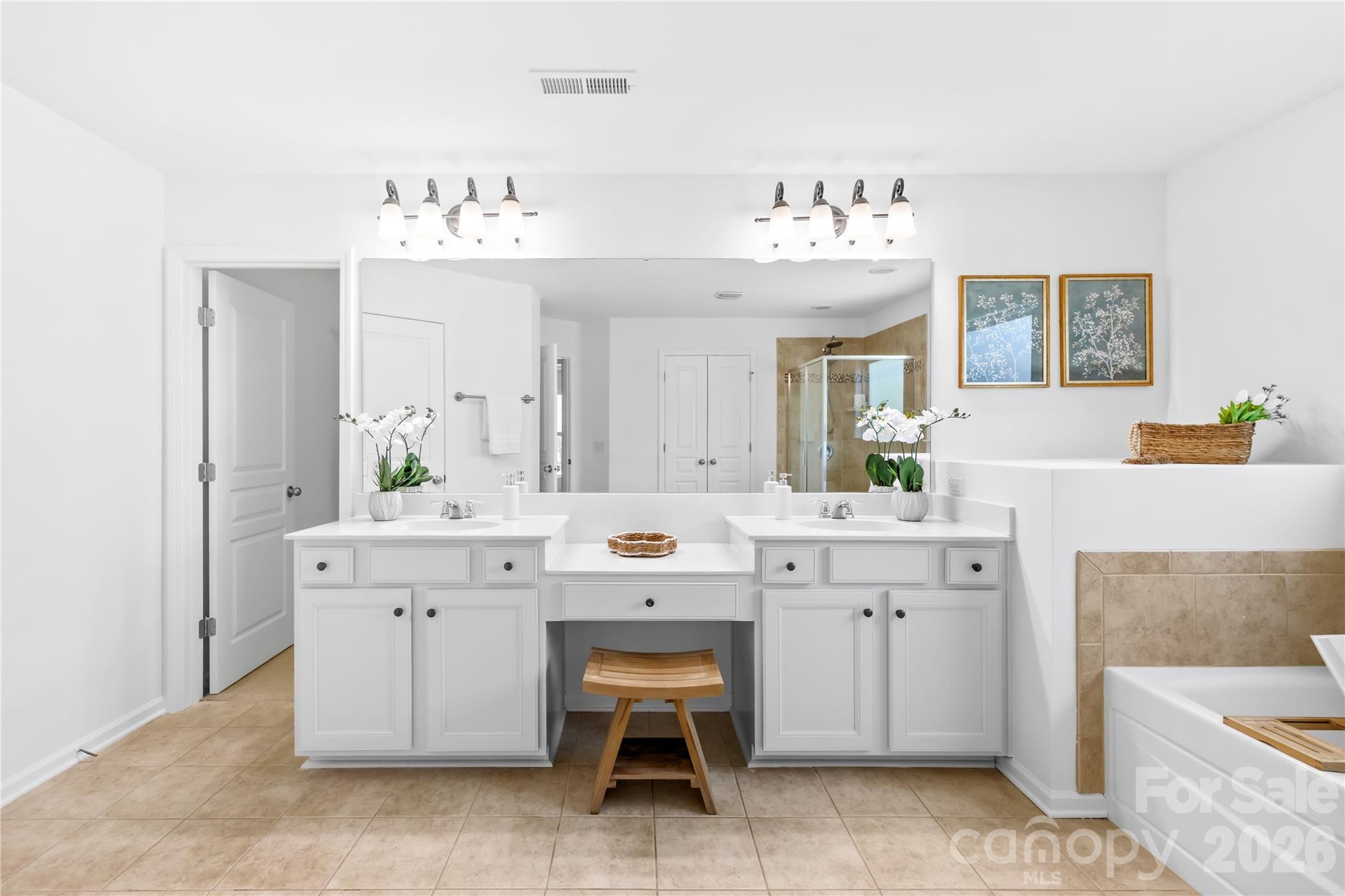 The Chimneys of Marvin - Residential