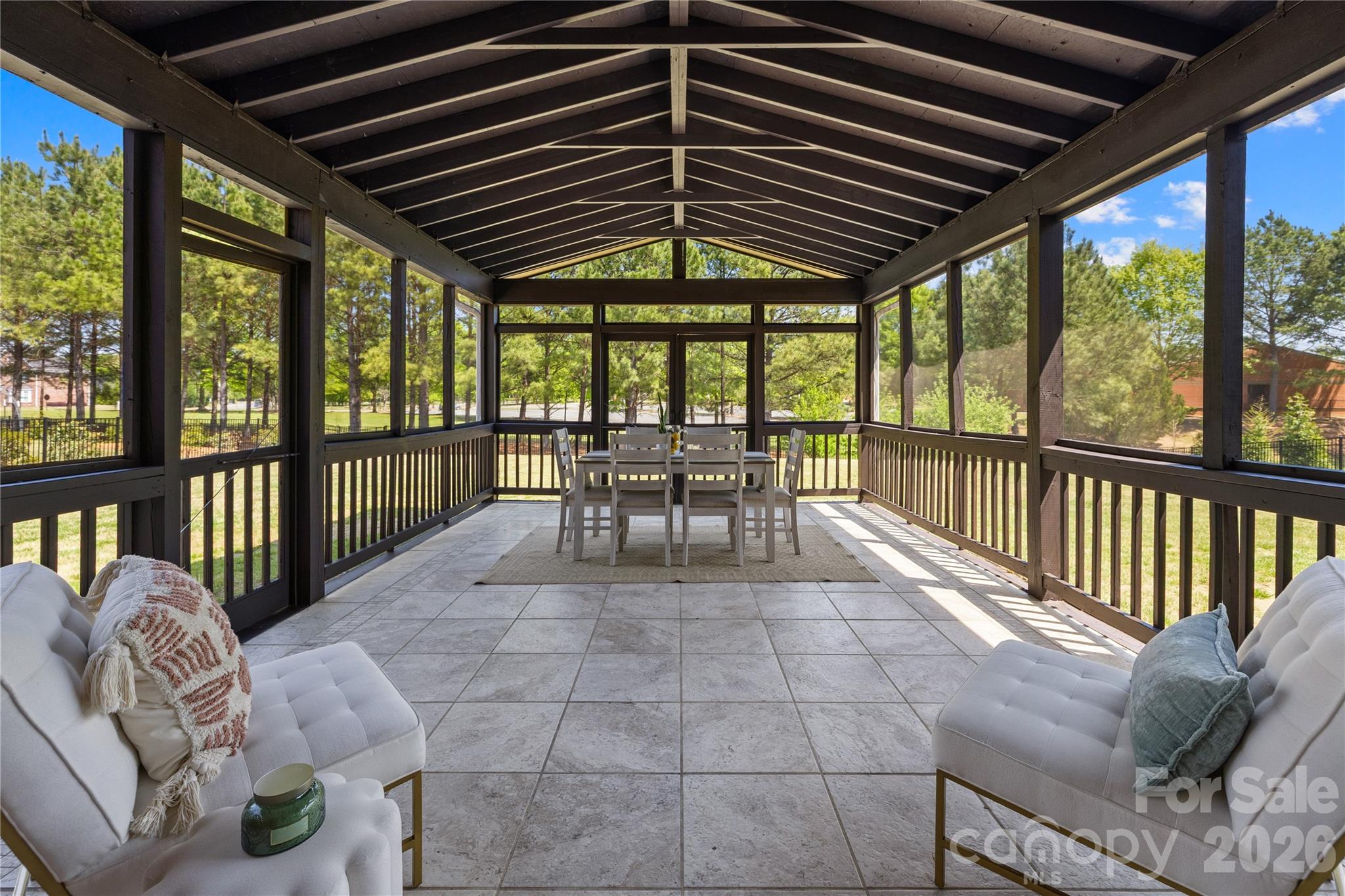 The Chimneys of Marvin - Residential