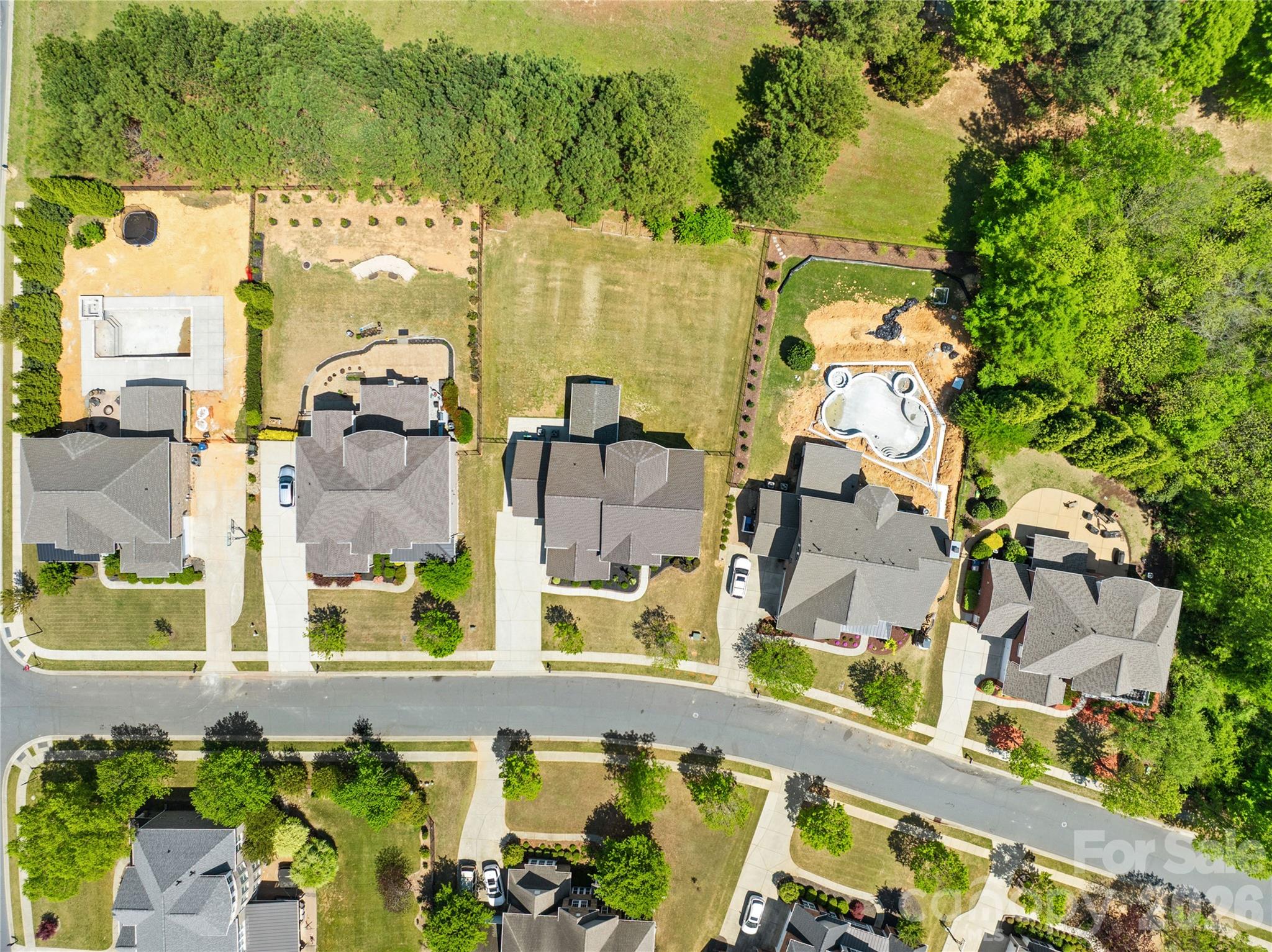 The Chimneys of Marvin - Residential