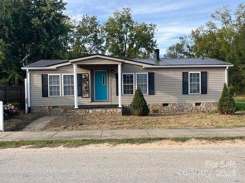 Photo of 29 E Mitchell Street, Old Fort, NC 28762 (MLS # 4309521)