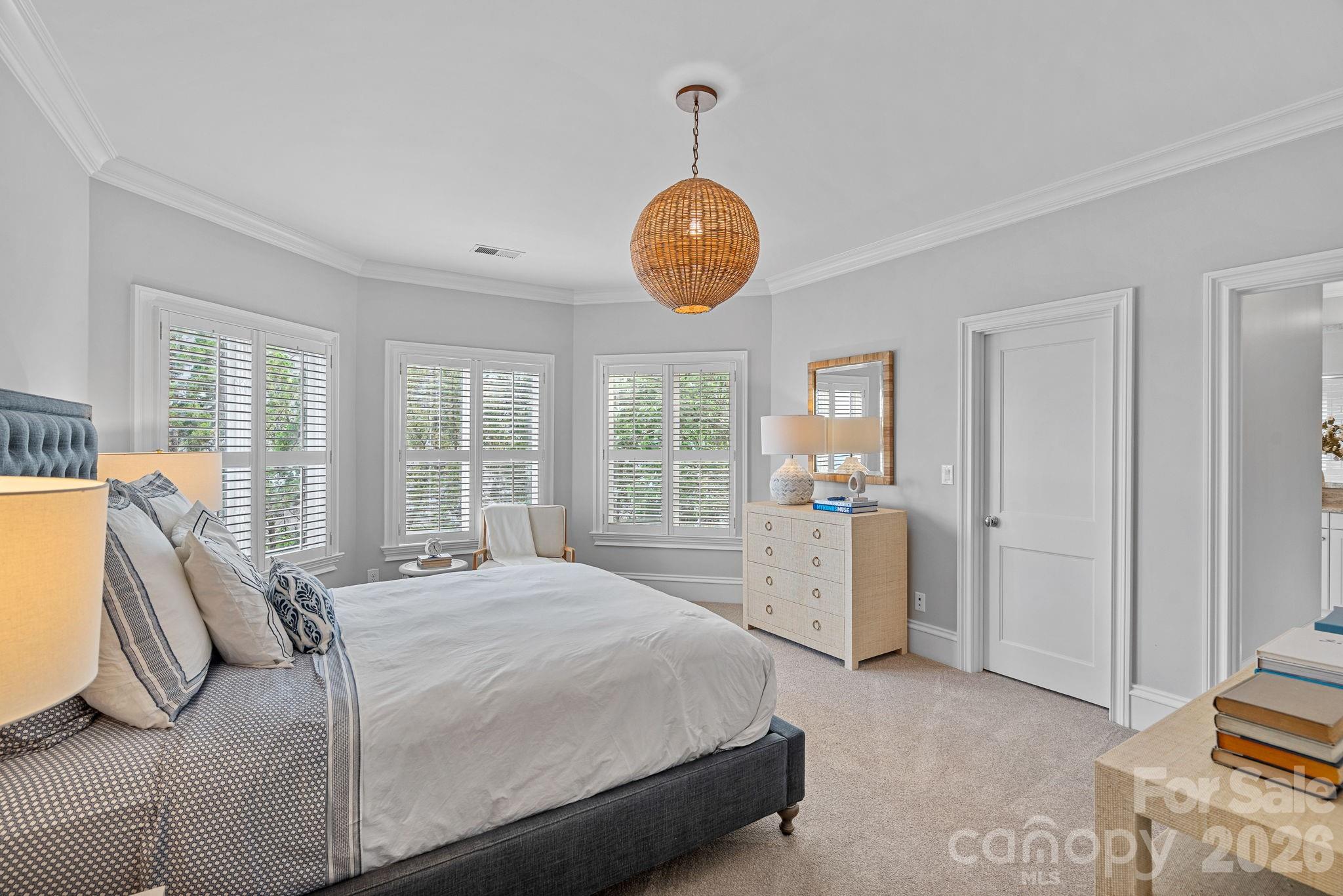 The Peninsula - Residential