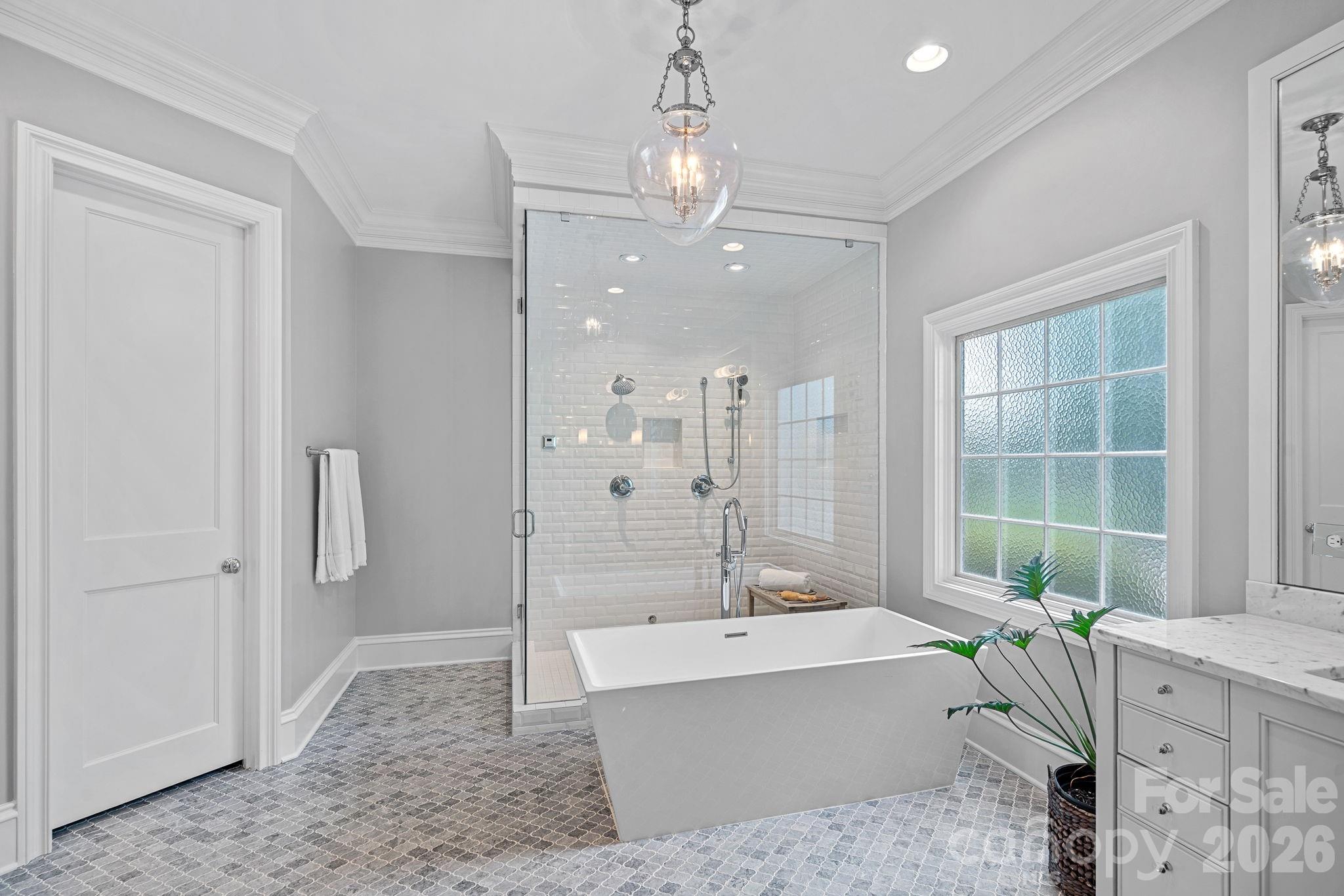 The Peninsula - Residential