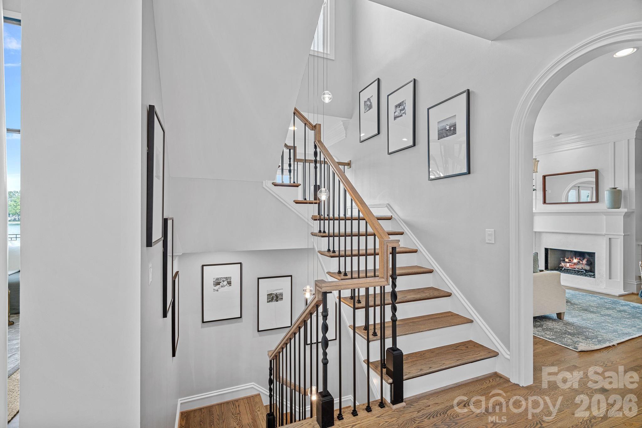 The Peninsula - Residential