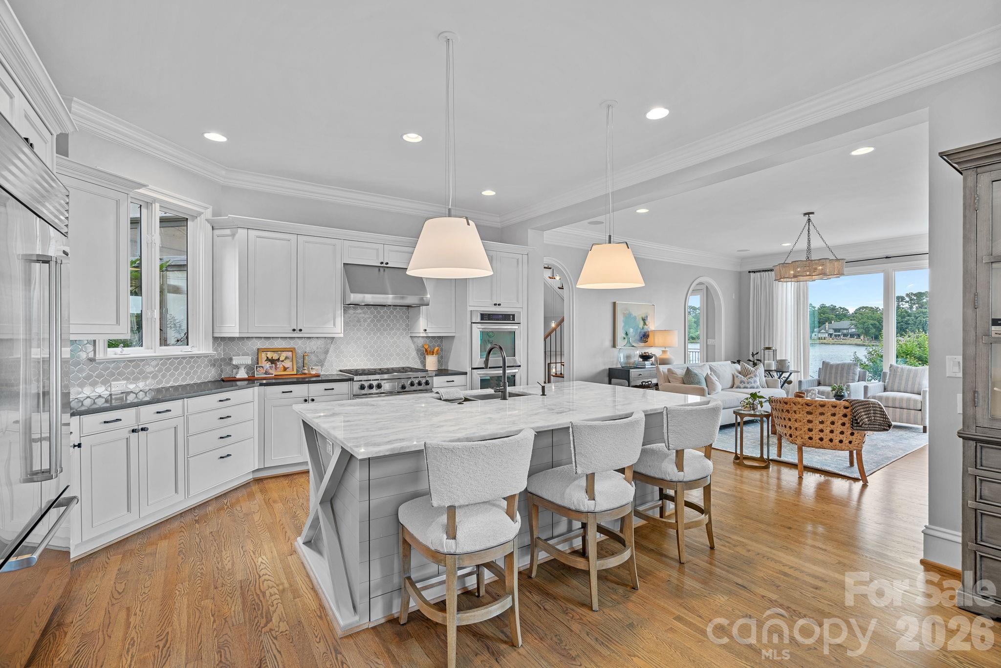 The Peninsula - Residential