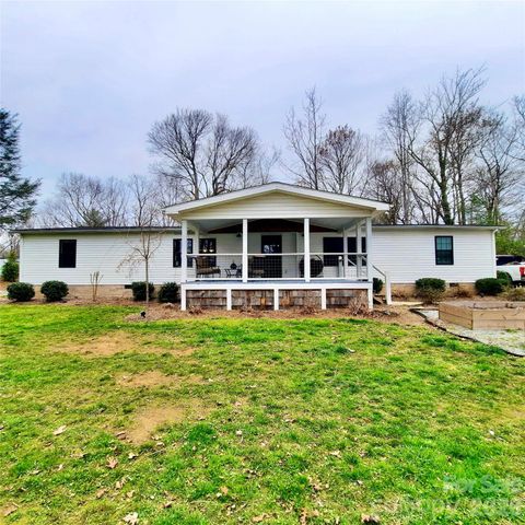 Photo of 119 Grant Lane, Saluda, NC 28773 (MLS # 4360220)