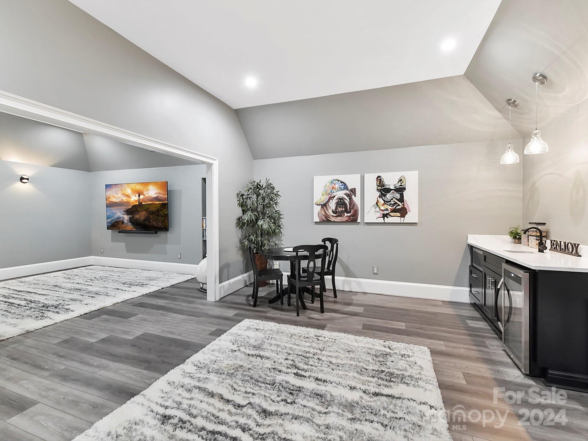 Williamsburg - Residential