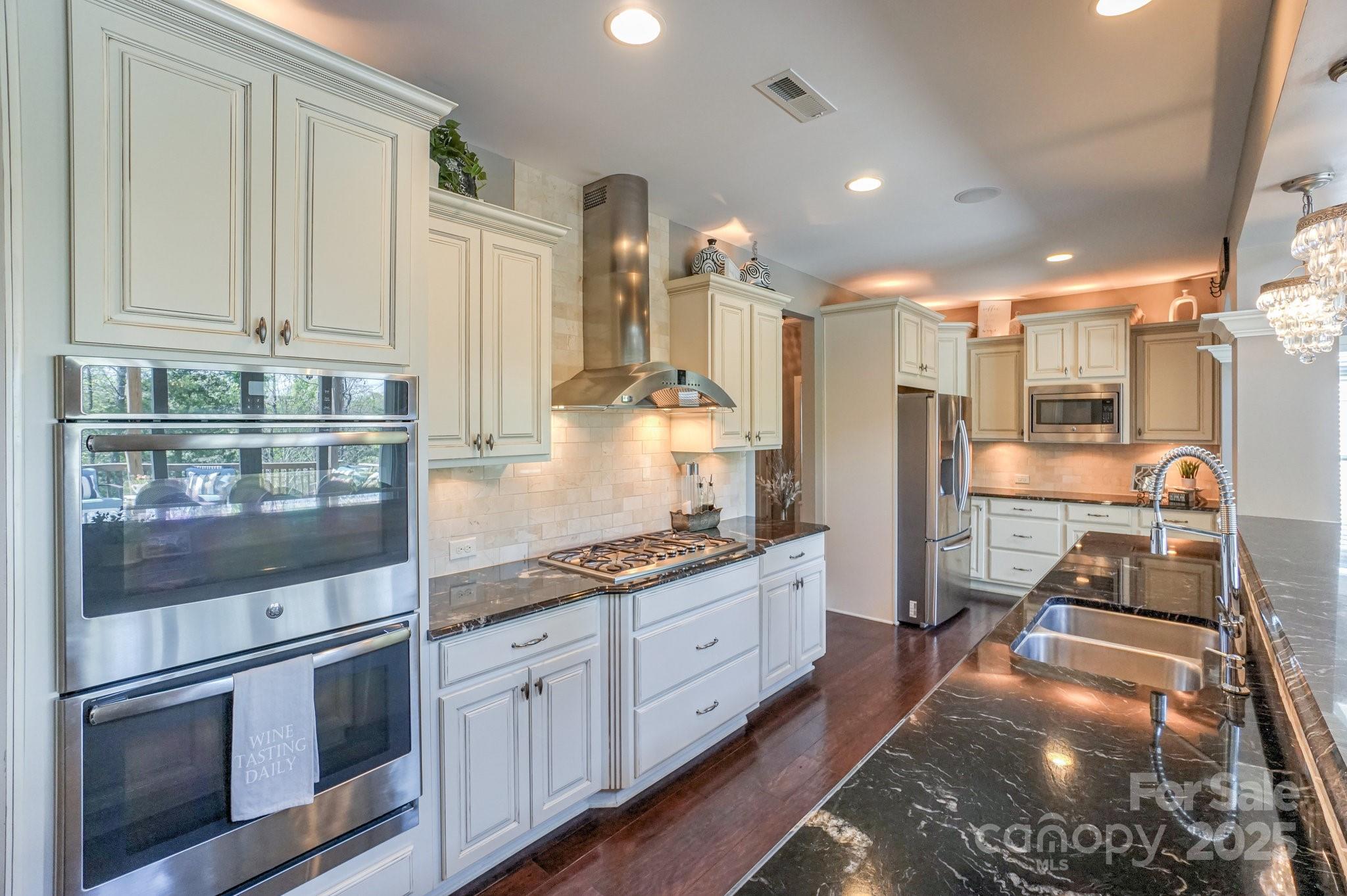 Winding Walk - Residential