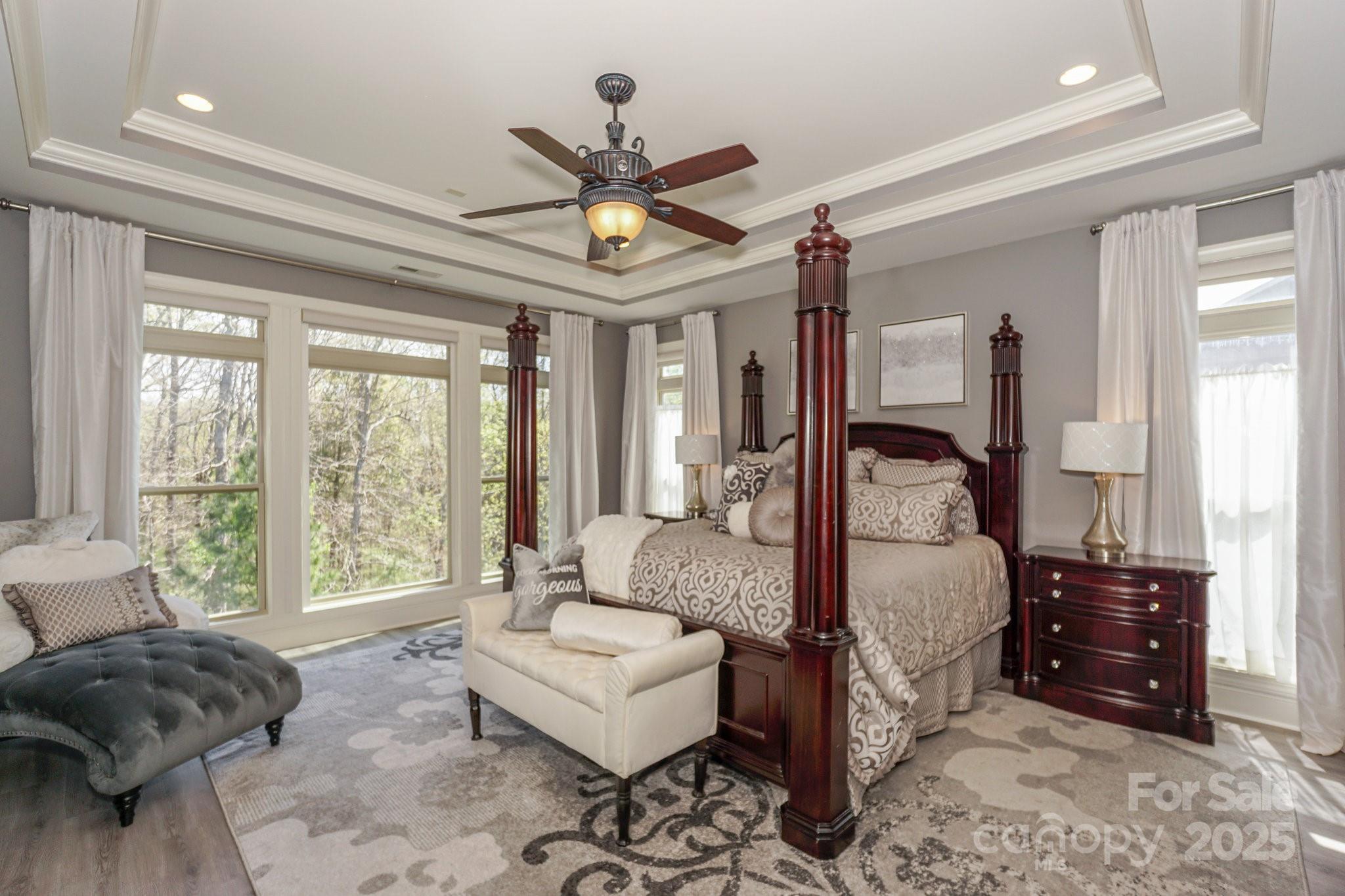 Winding Walk - Residential