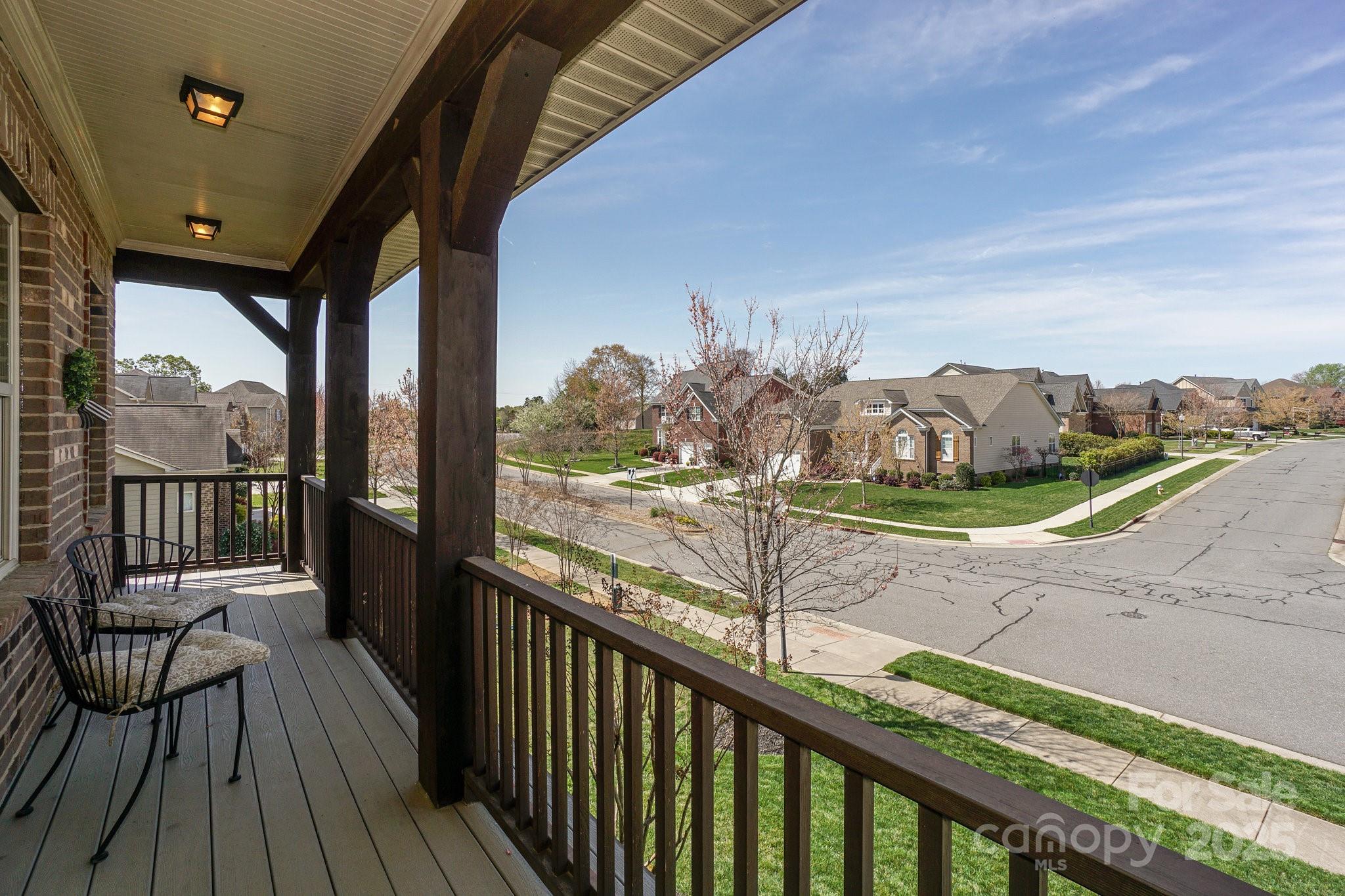 Winding Walk - Residential