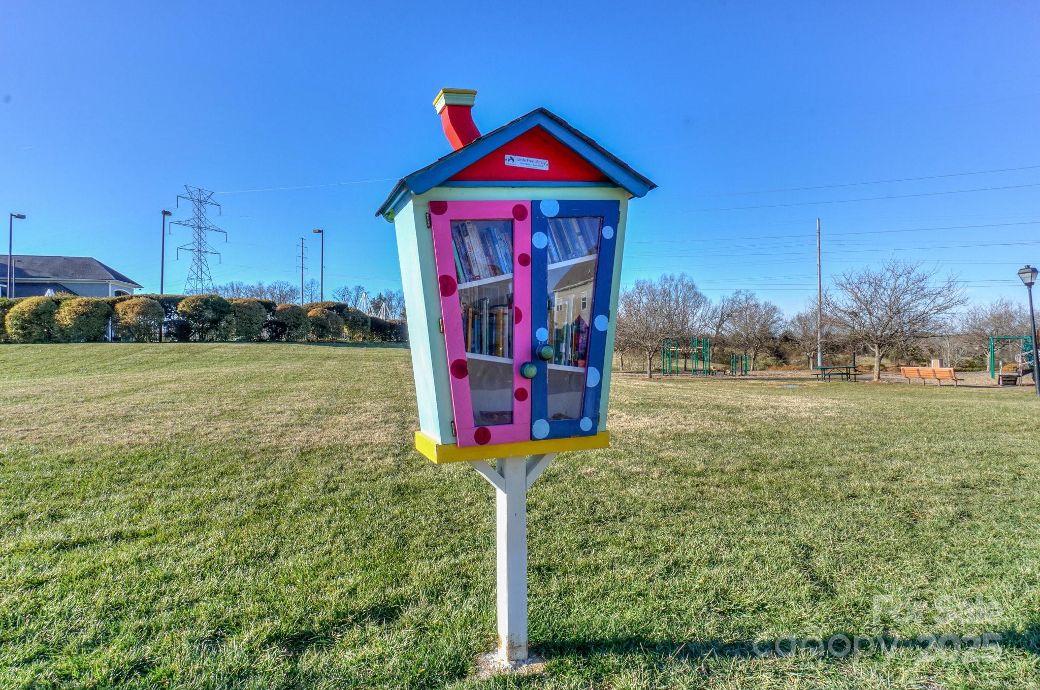 Winding Walk - Residential