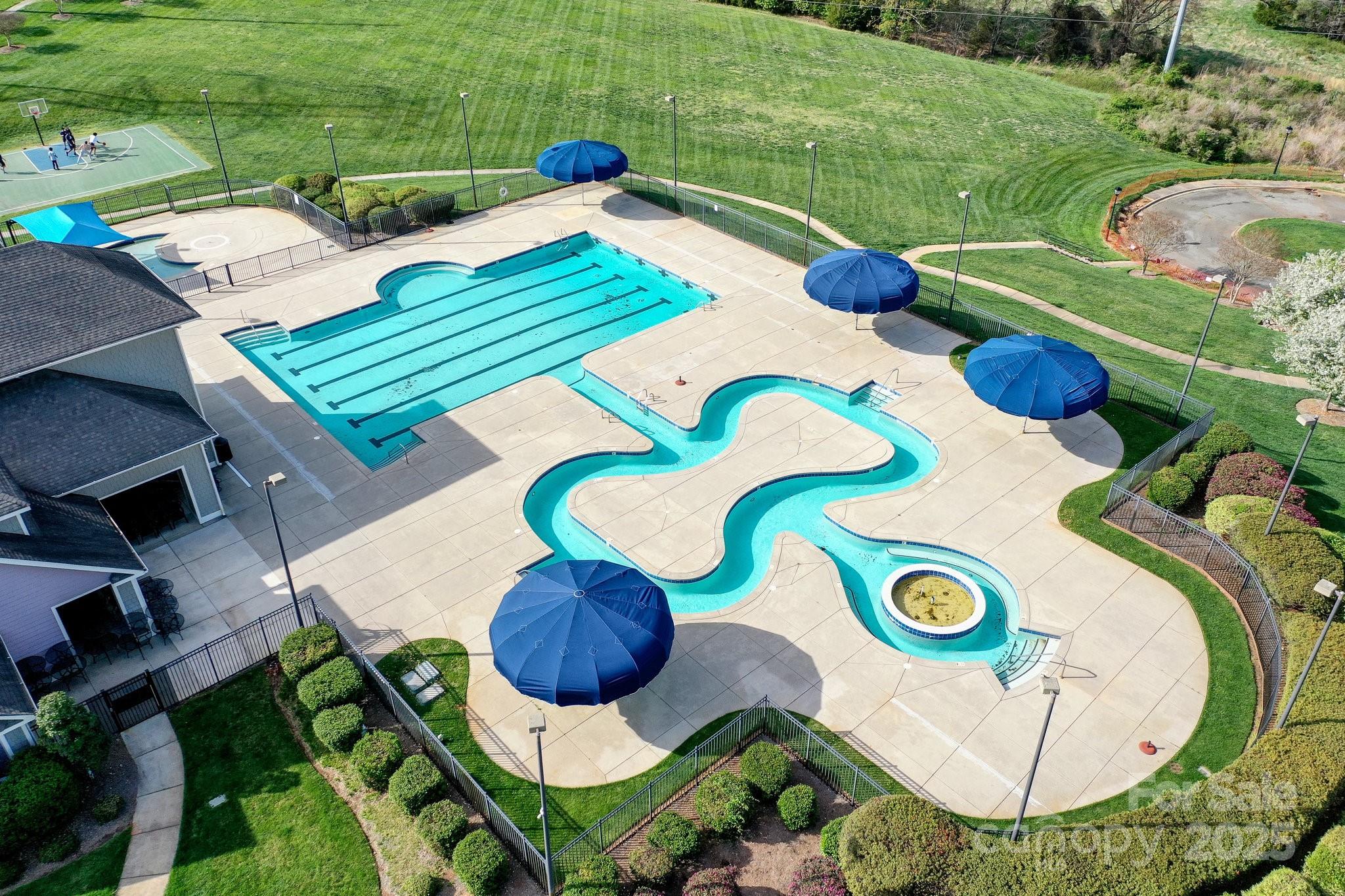 Winding Walk - Residential