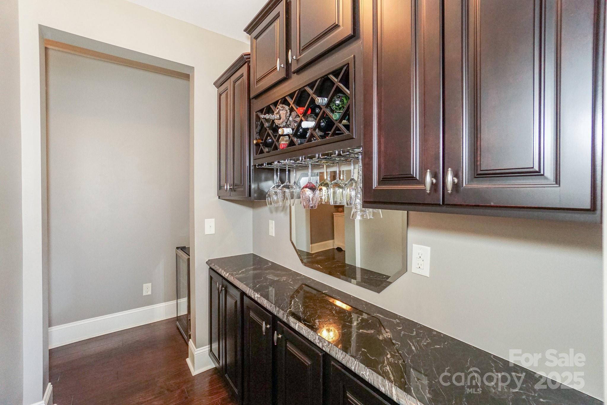 Winding Walk - Residential